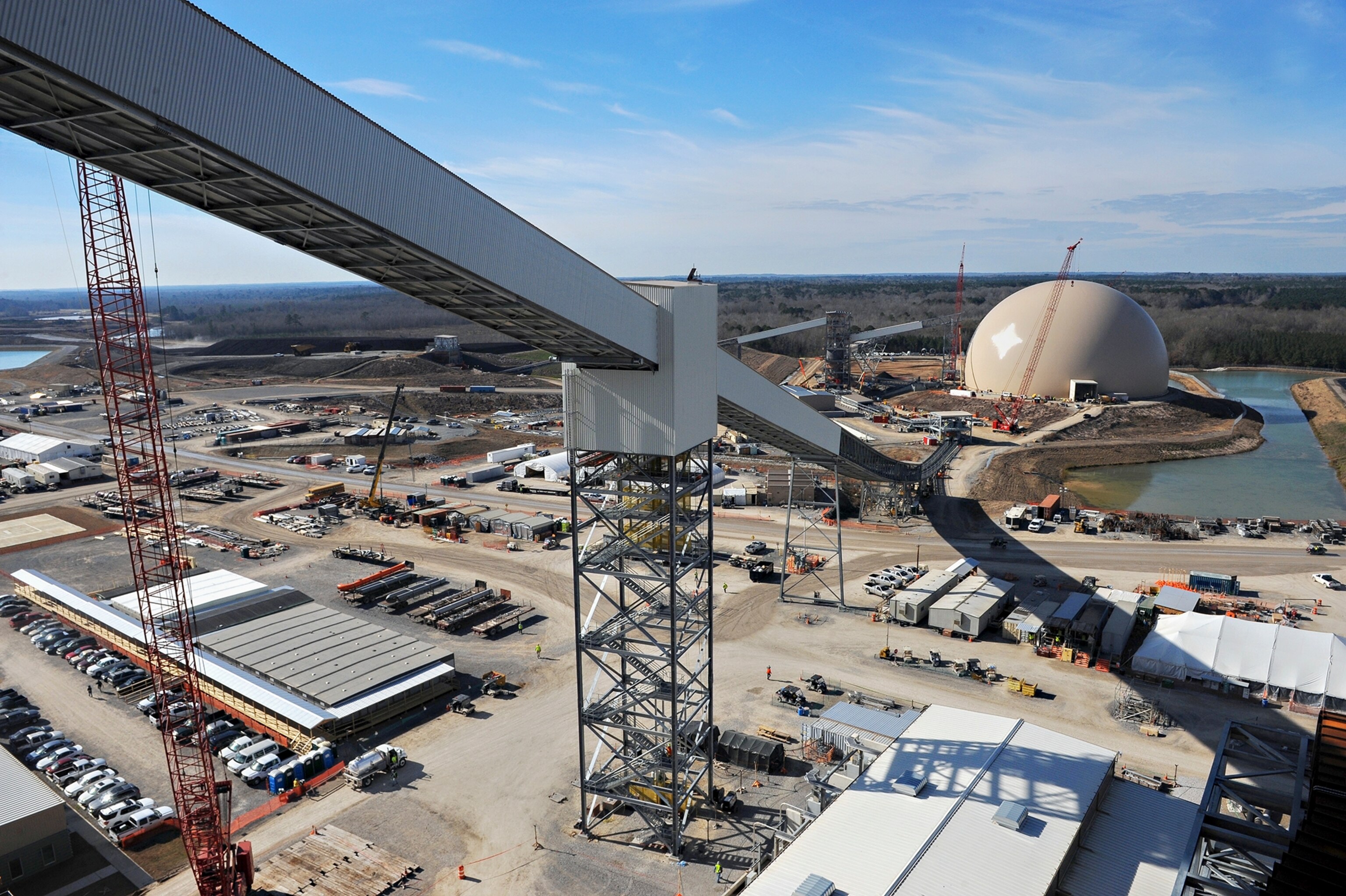 a truck carrying a Carbon Dioxide absorber.