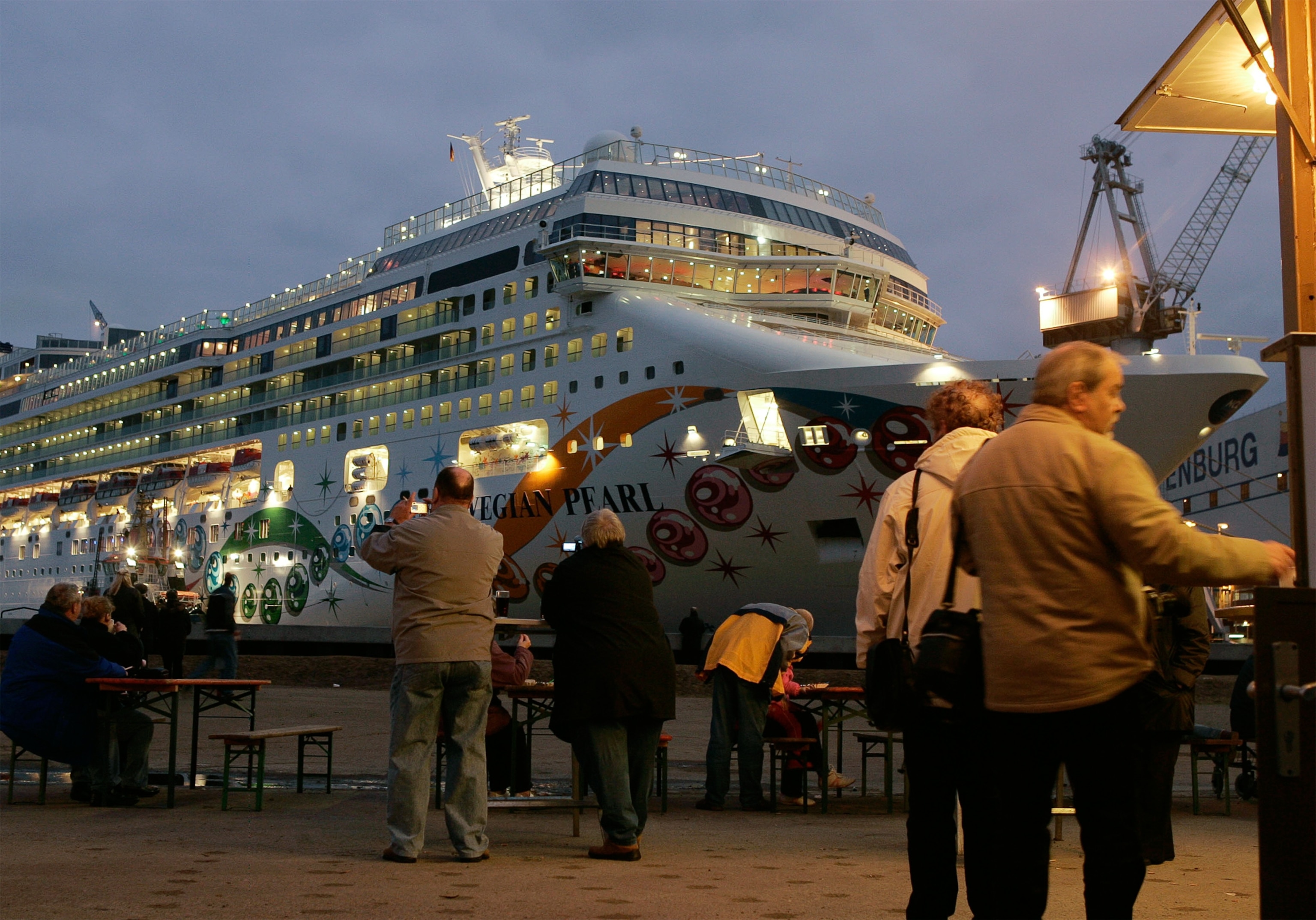 European blackout picture - cruise ship Norwegian Pearl prepares to leave the Papenburg, Germany, shipyard in November 2006
