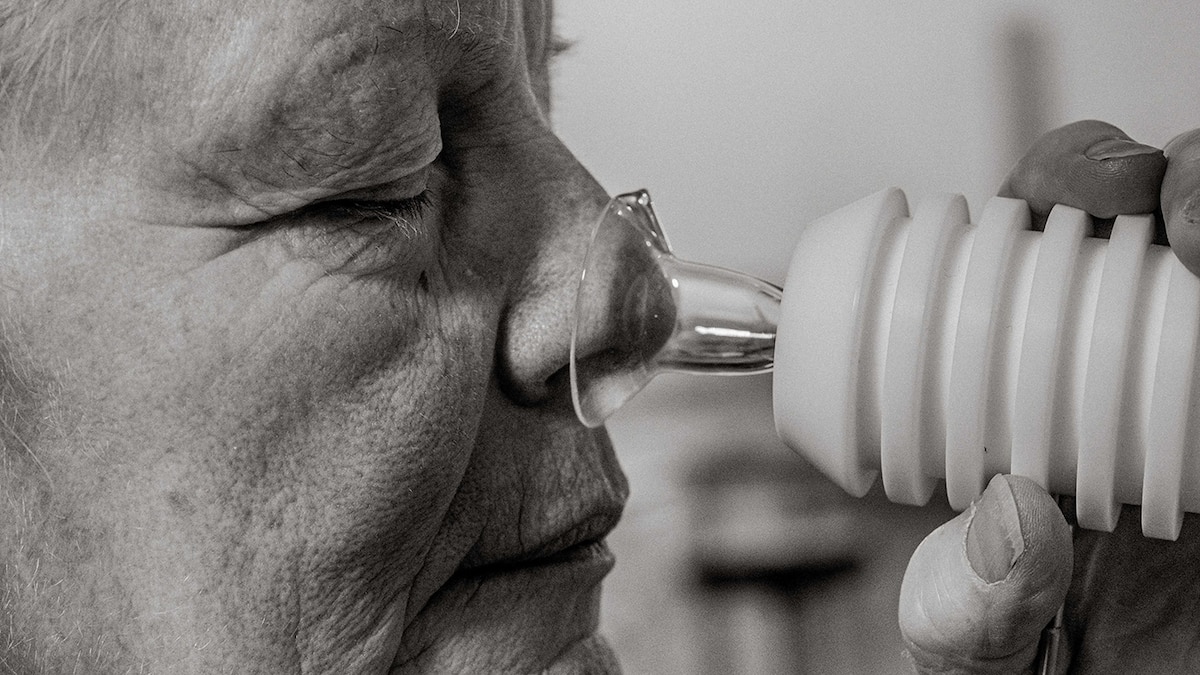 You can smell when someone's sick—here's how