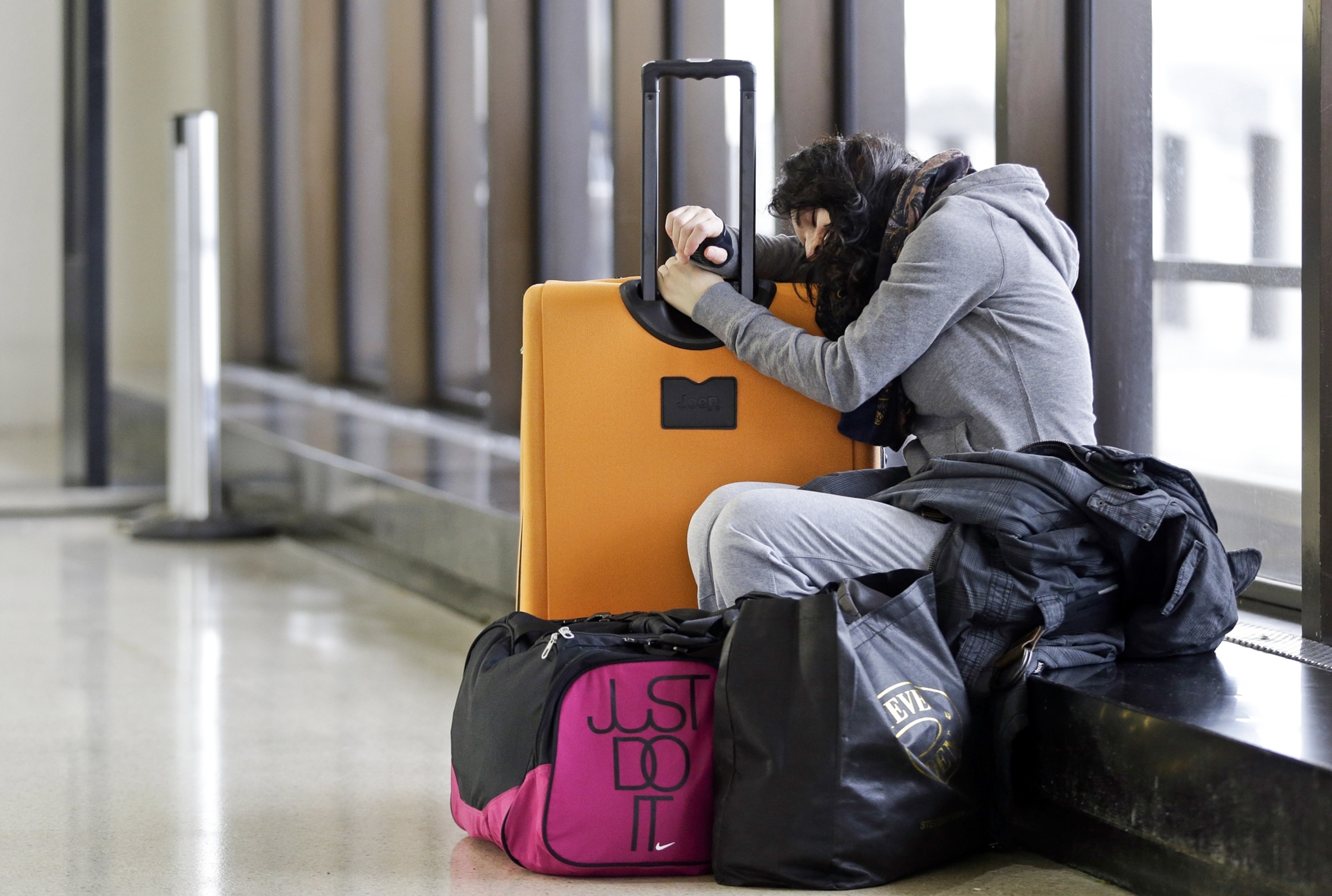 Seydi Erdinc waiting at the airport for a flight home to Newark Liberty International Airport