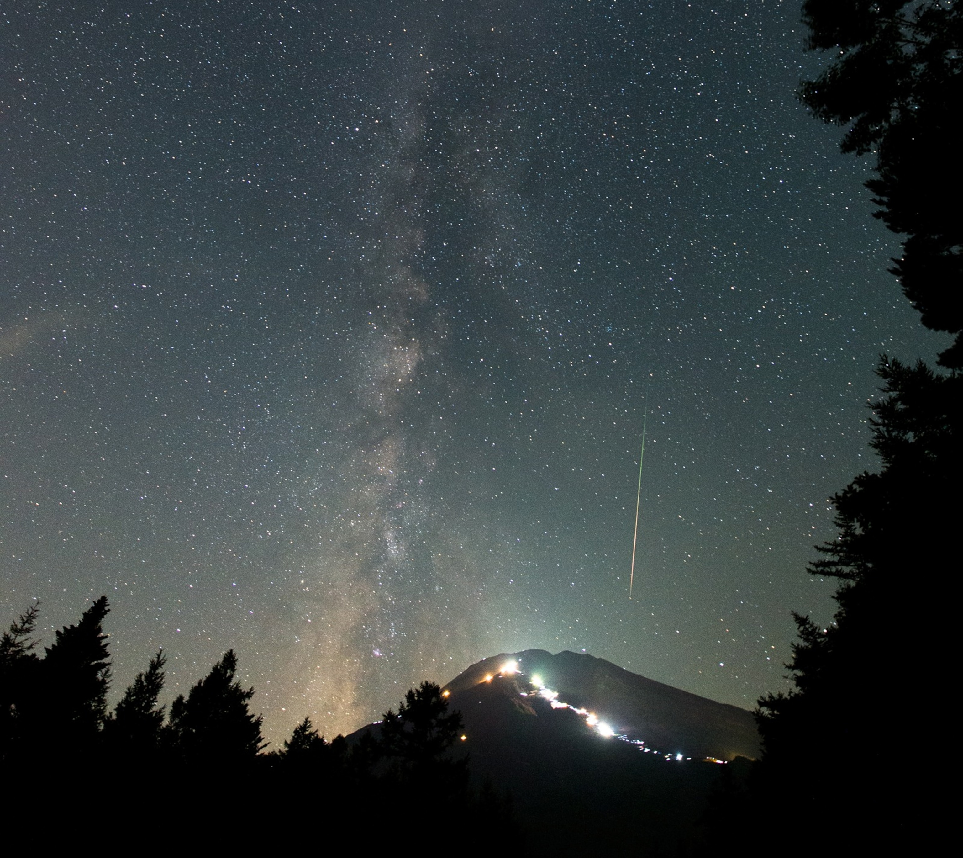 the Perseid meteor shower from Japan