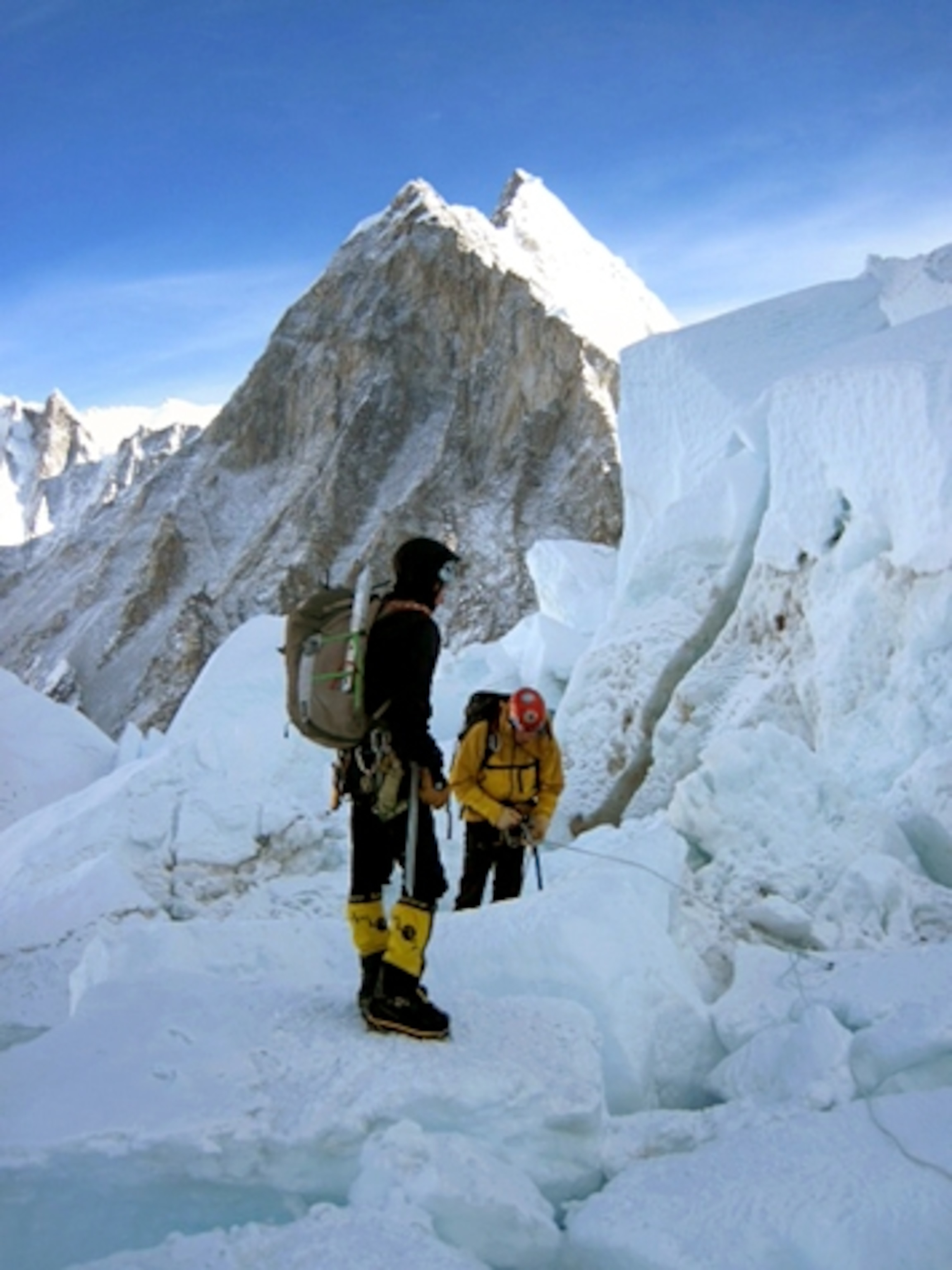 Dave-hahn-everest-training-icefall-mountains-475