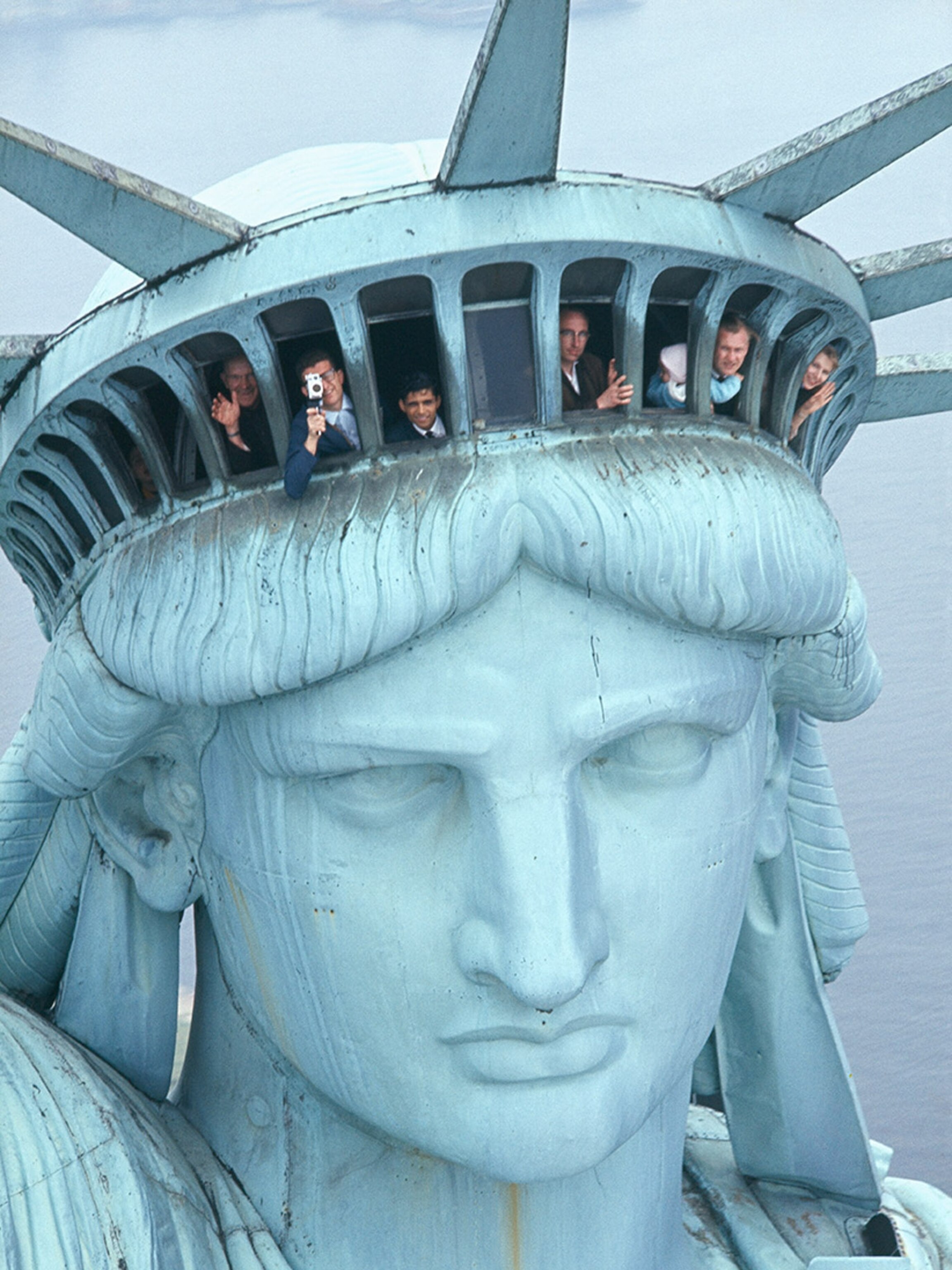 New York City Statue Of Liberty Luggage Travel Sticker Decal – 3x3 Inches