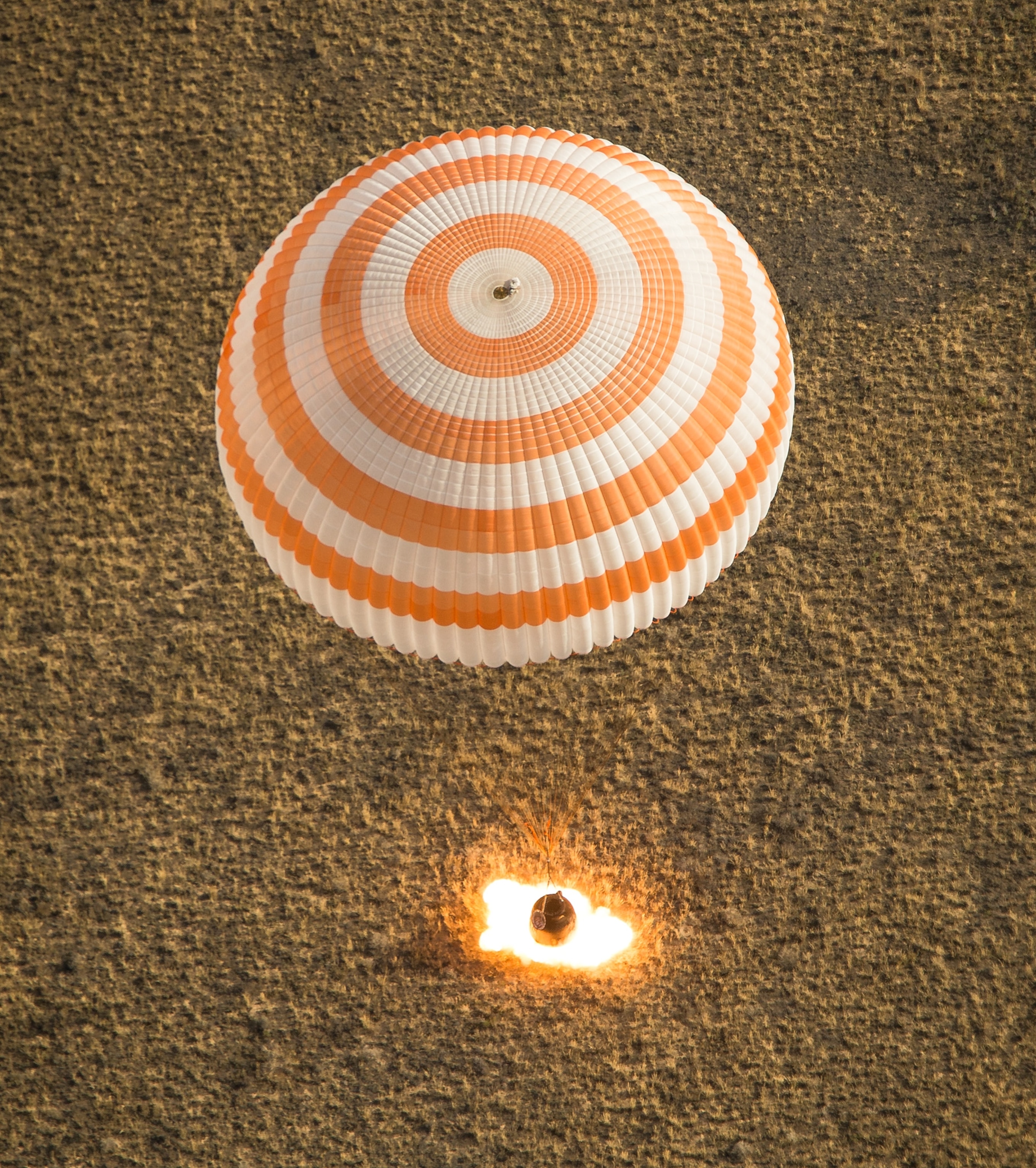 Week in Space 262 - Picture of Russian Soyuz spacecraft landing in Kazakhstan
