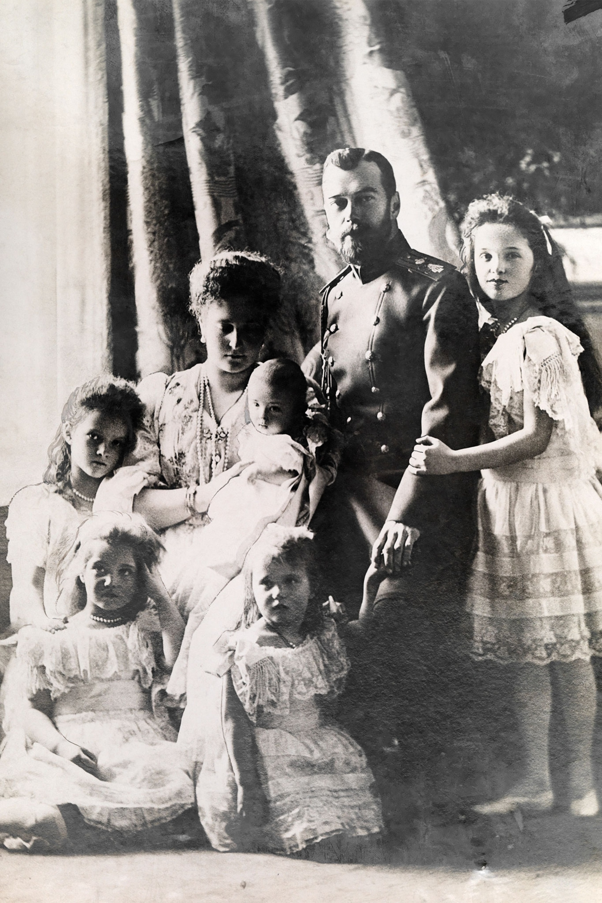 a Tsar Nicholas II with his five children