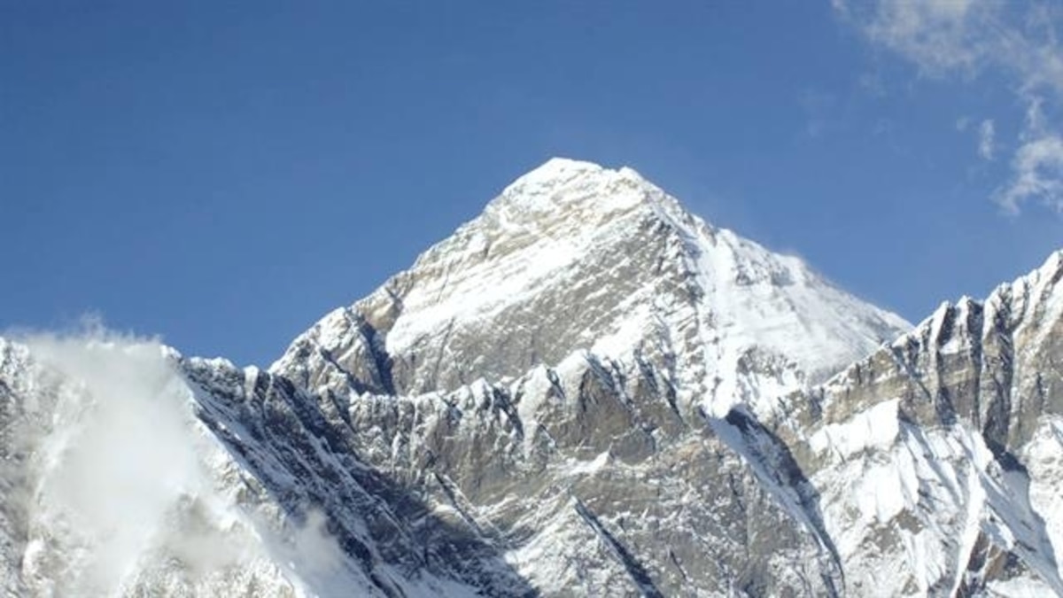 Video Breathtaking Journey to Everest and Beyond