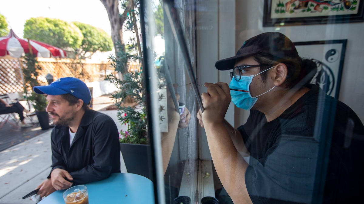 Here's why the CDC reversed course on masks indoors—and how it might ...