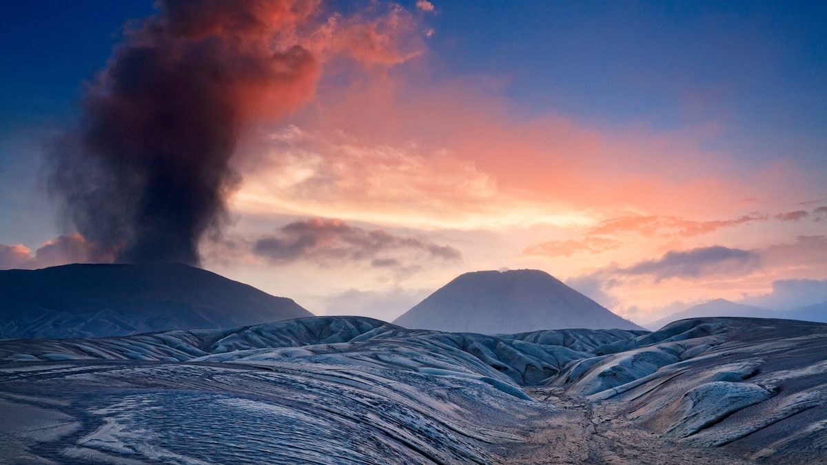 Star in your own western adventure on Indonesia's sea of sand