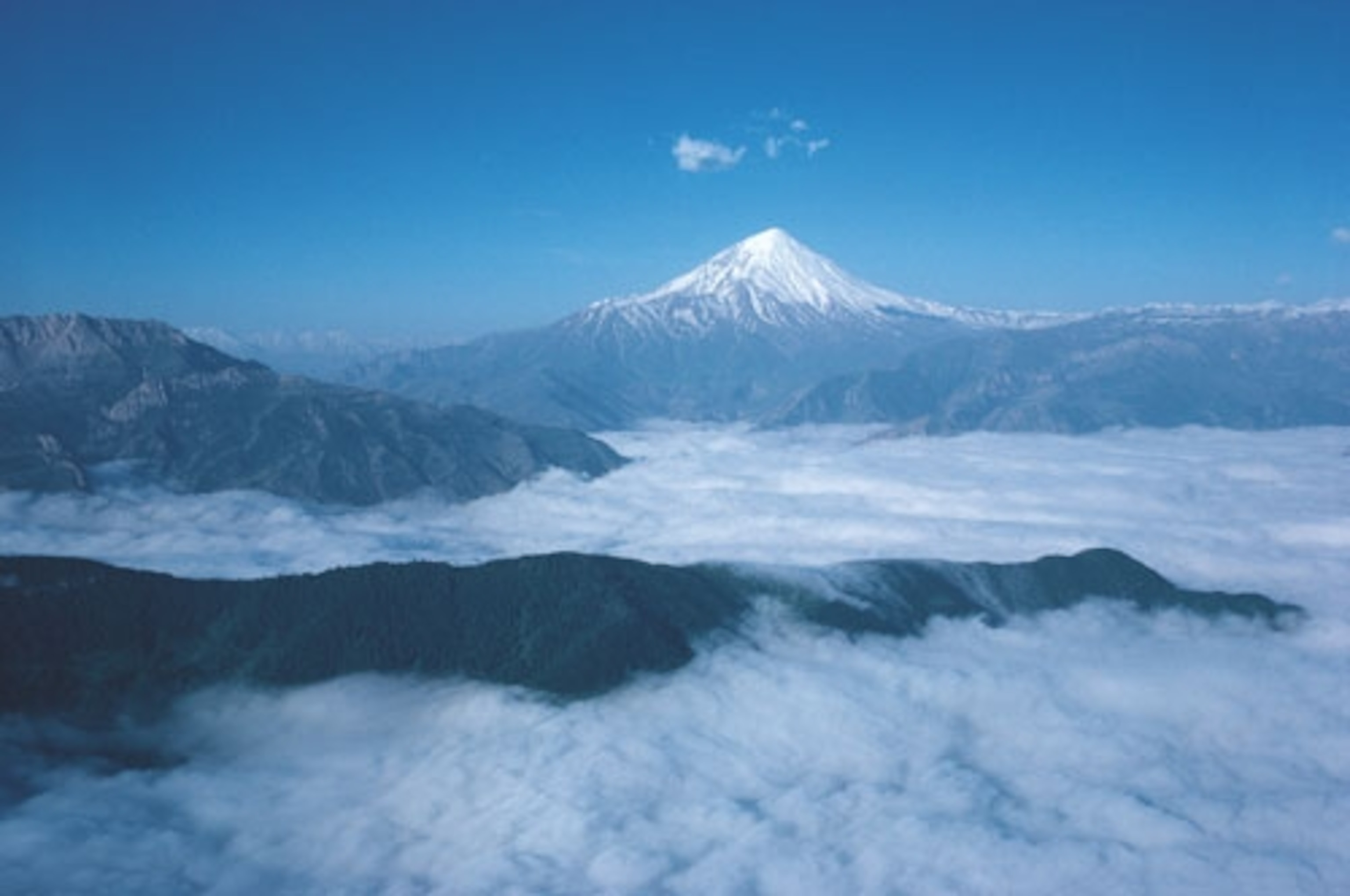 Iran-alborz-mountains