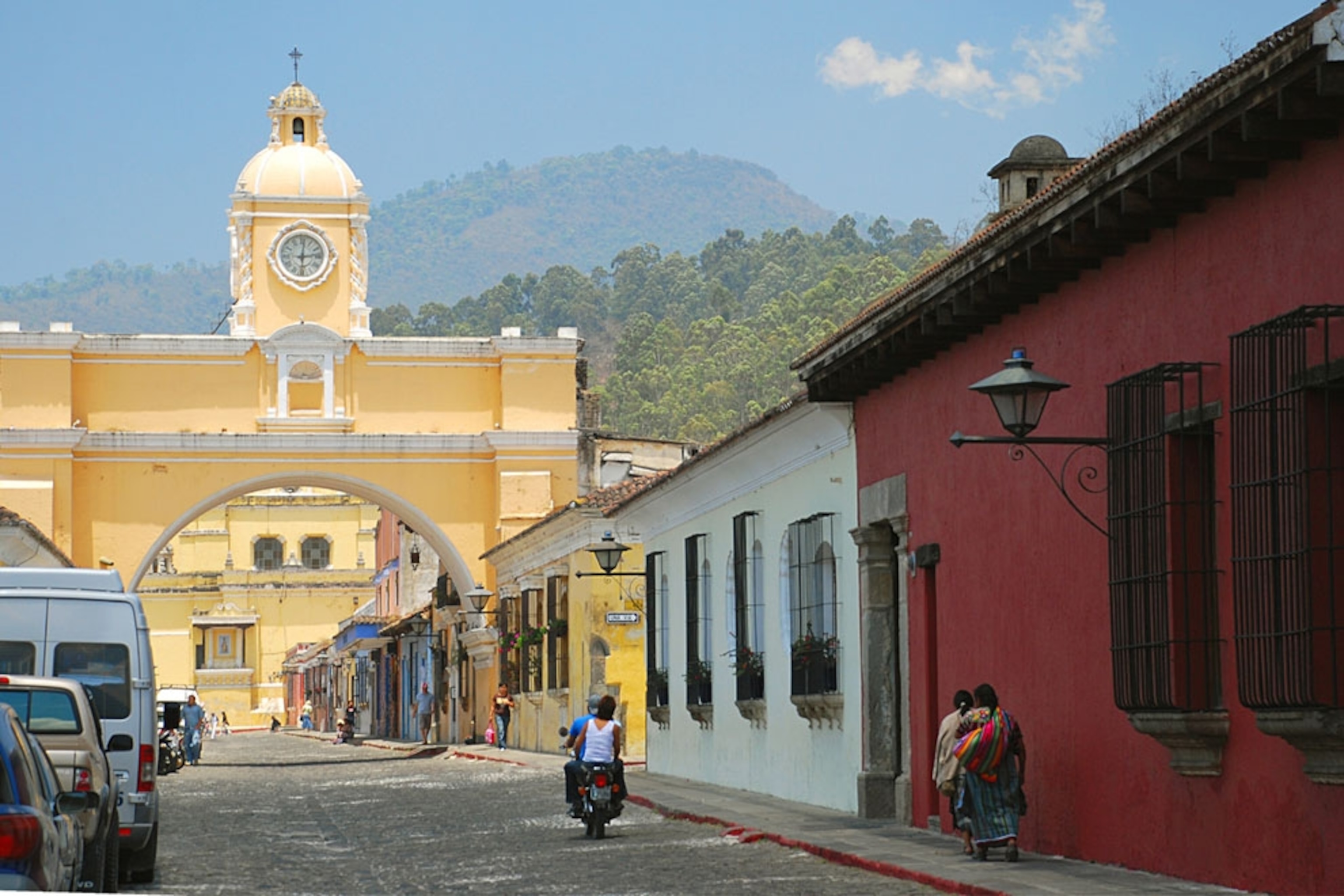 Street scene in Antigua Guatemala