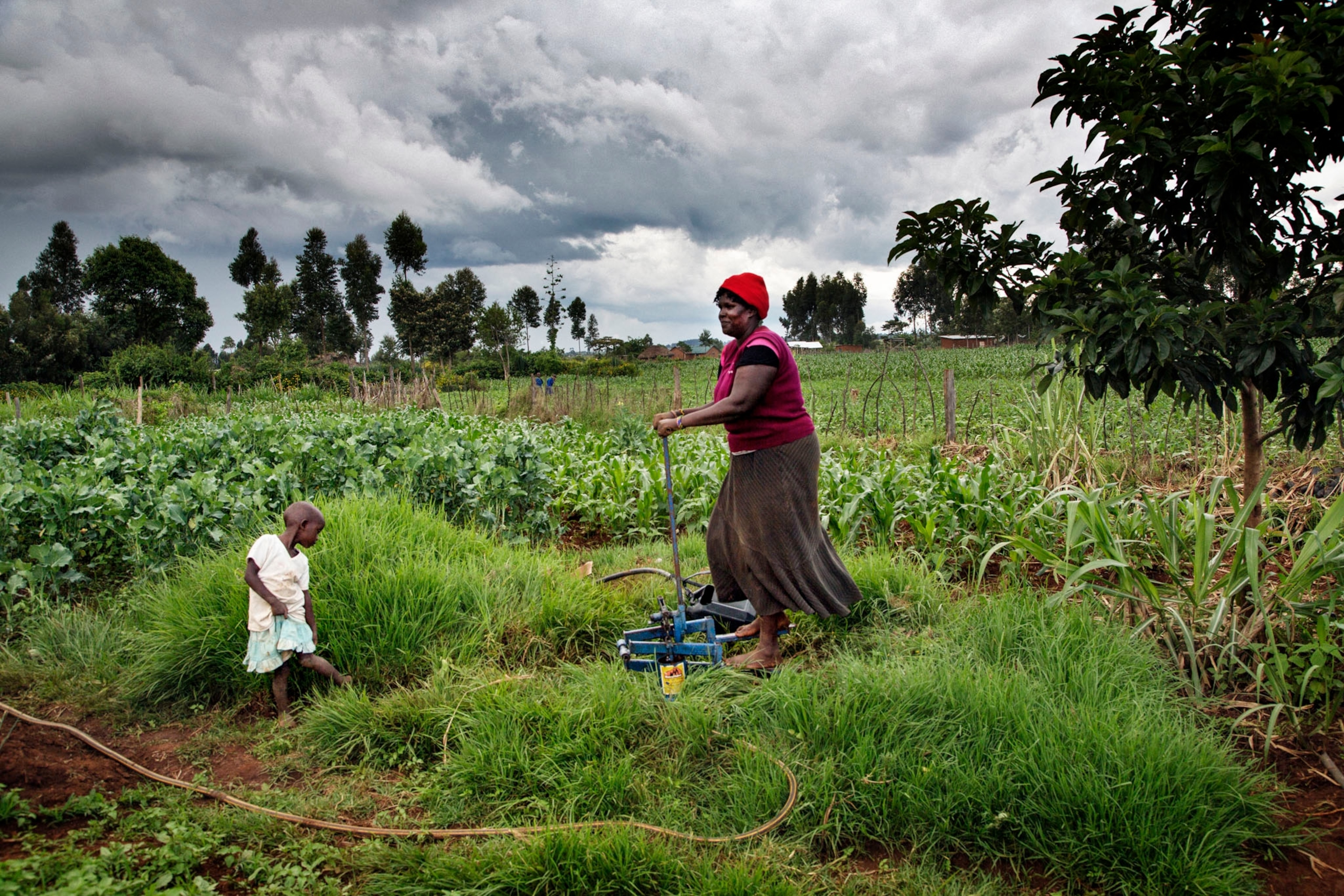 a mother and daughter in Kenya