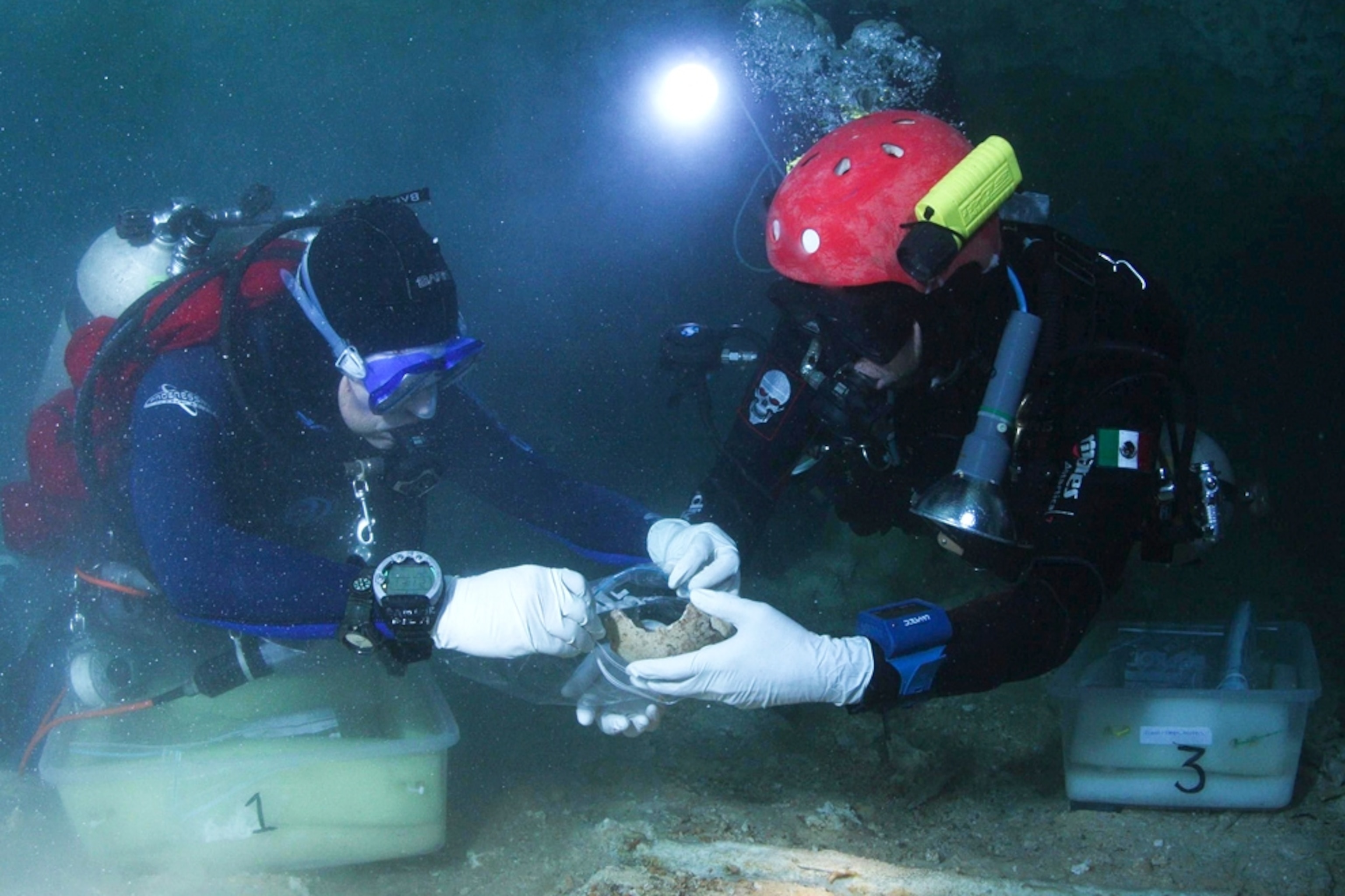 Pictures: Undersea Cave Yields Prehistoric Skeleton
