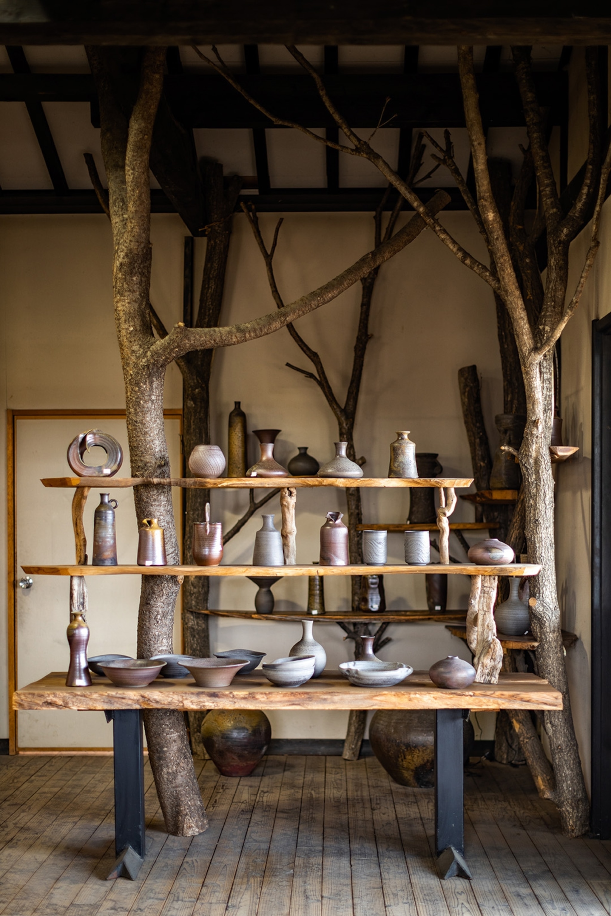 Aomori's Tsugaru Kanayama-yaki pottery.