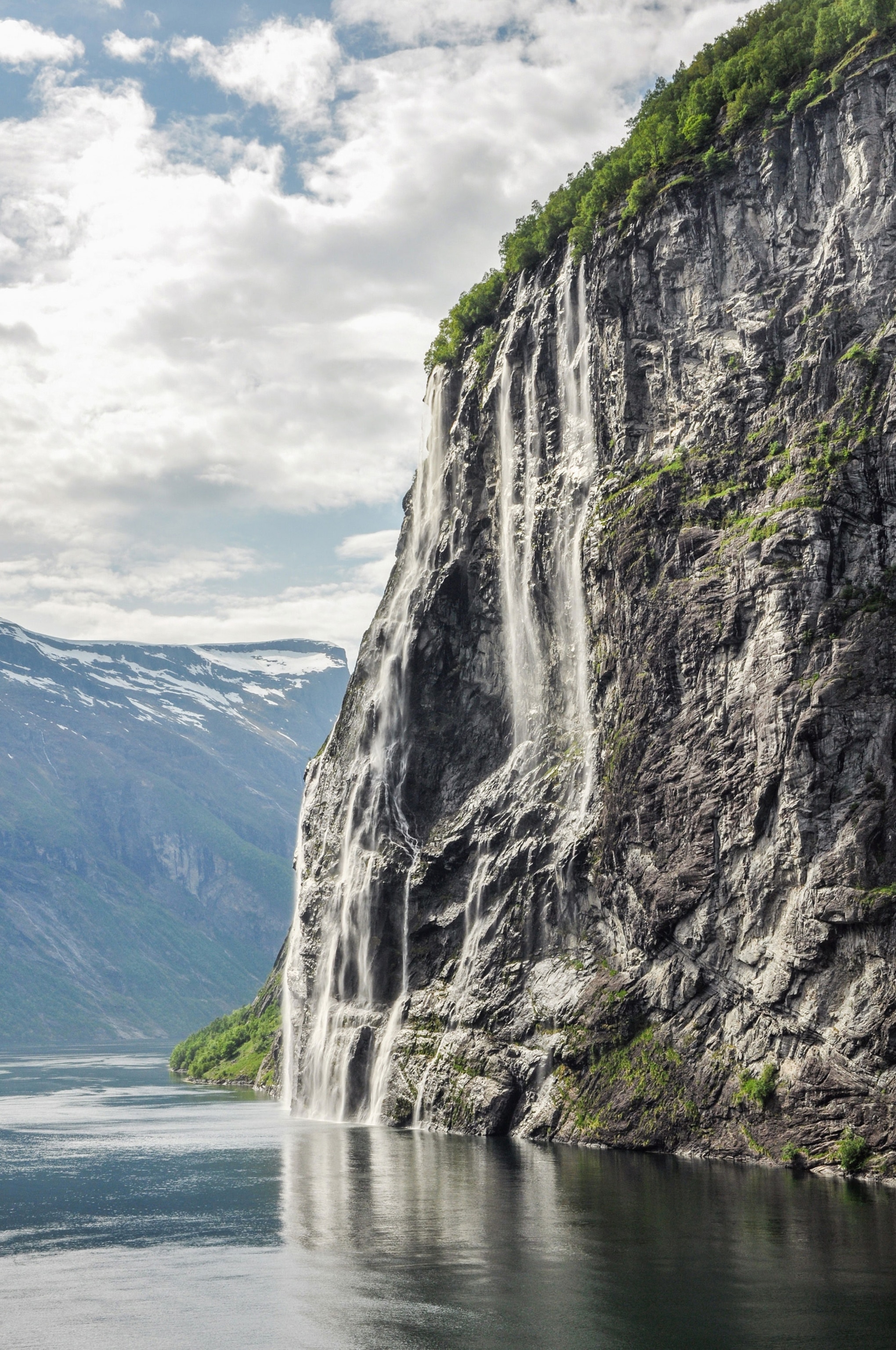 Seven Sisters Waterfall, Norway