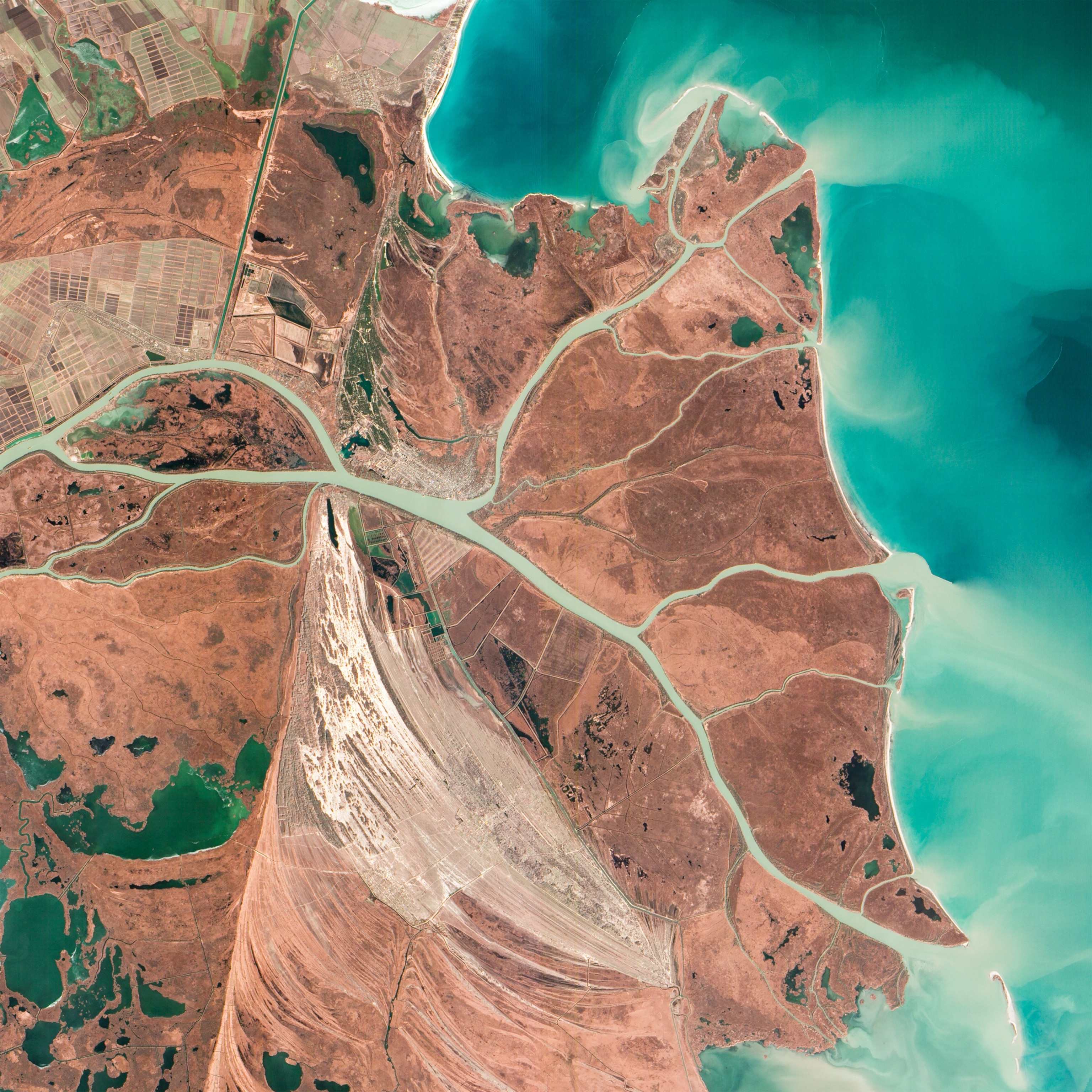 the Danube River, one of the week's best space pictures