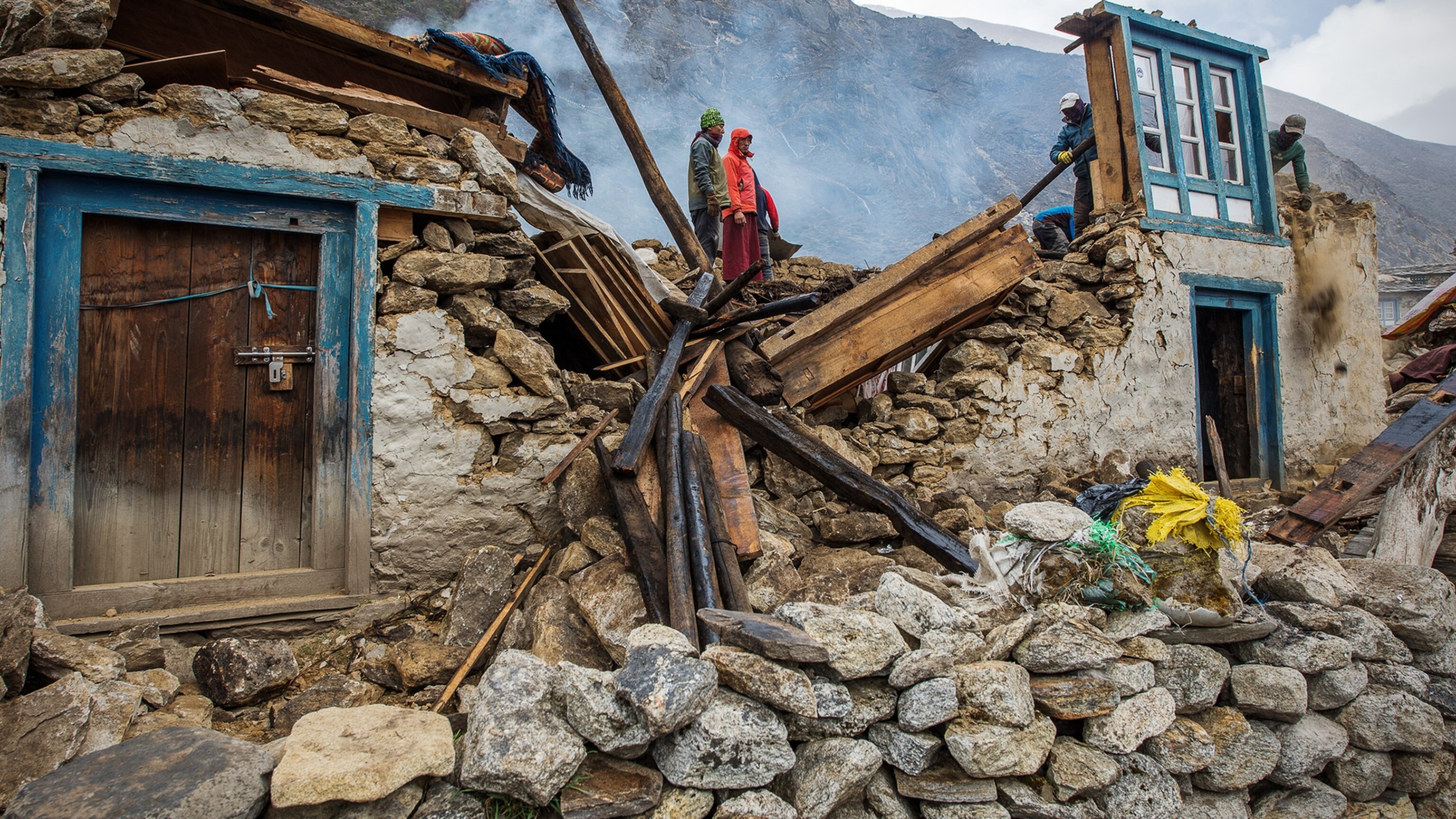 10 Pictures You Haven't Seen Reveal Destruction Deep In Nepal