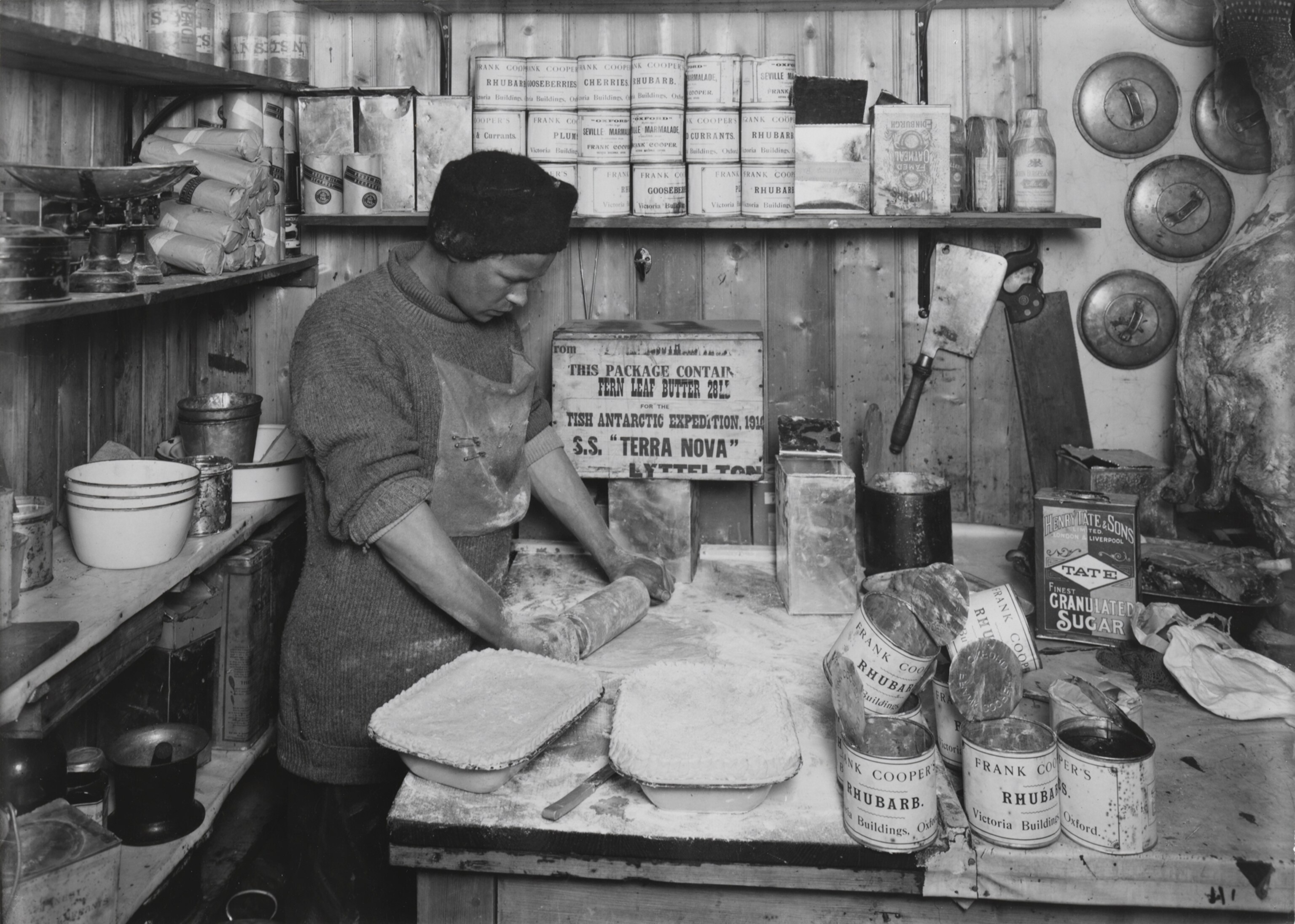 woman rolling out pie crust