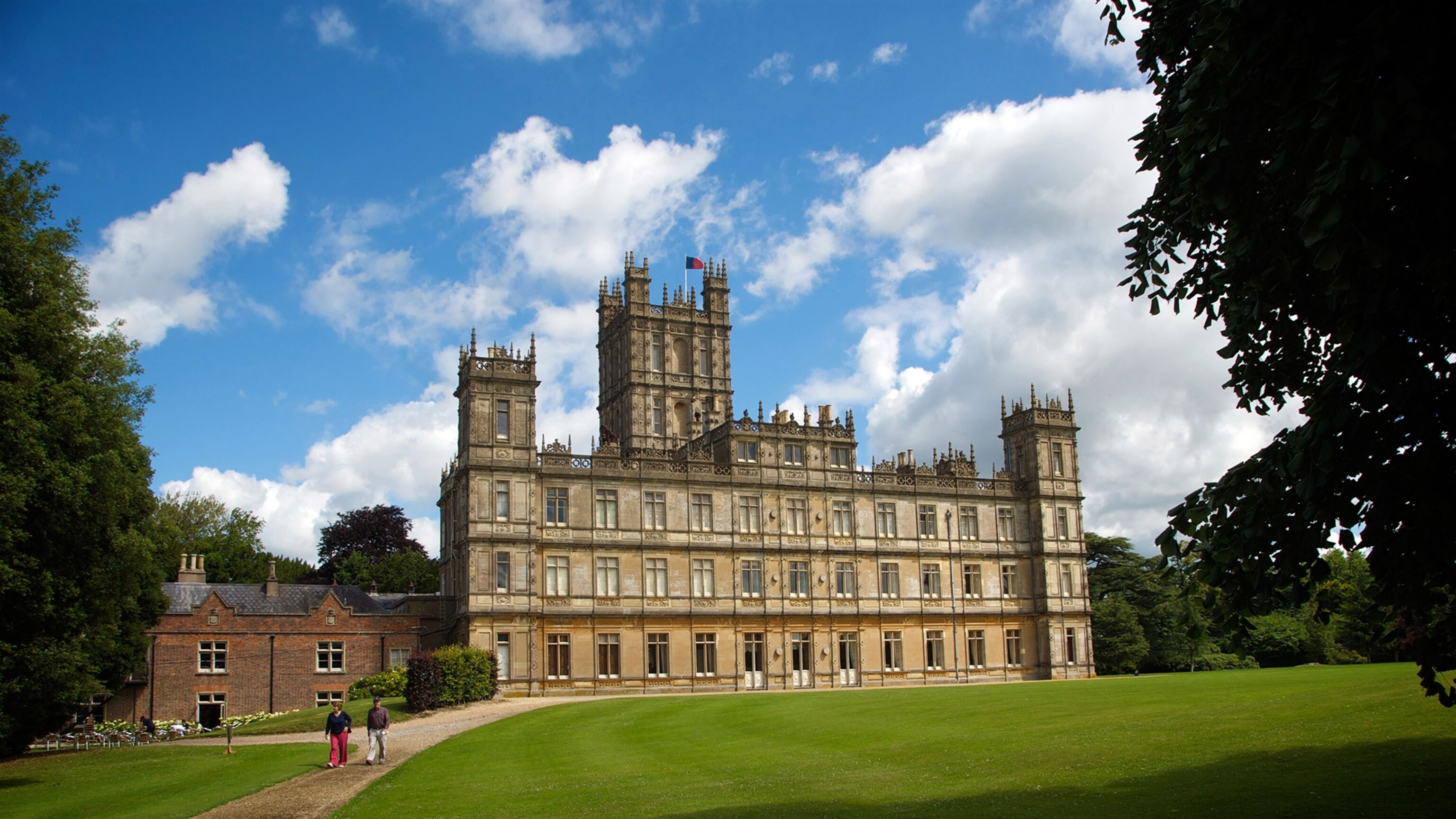 Аббатство даунтон замок. Аббатство даунтон замок хайклер. Аббатство даунтон. Замок хайклер англия. Поместье хайклер.