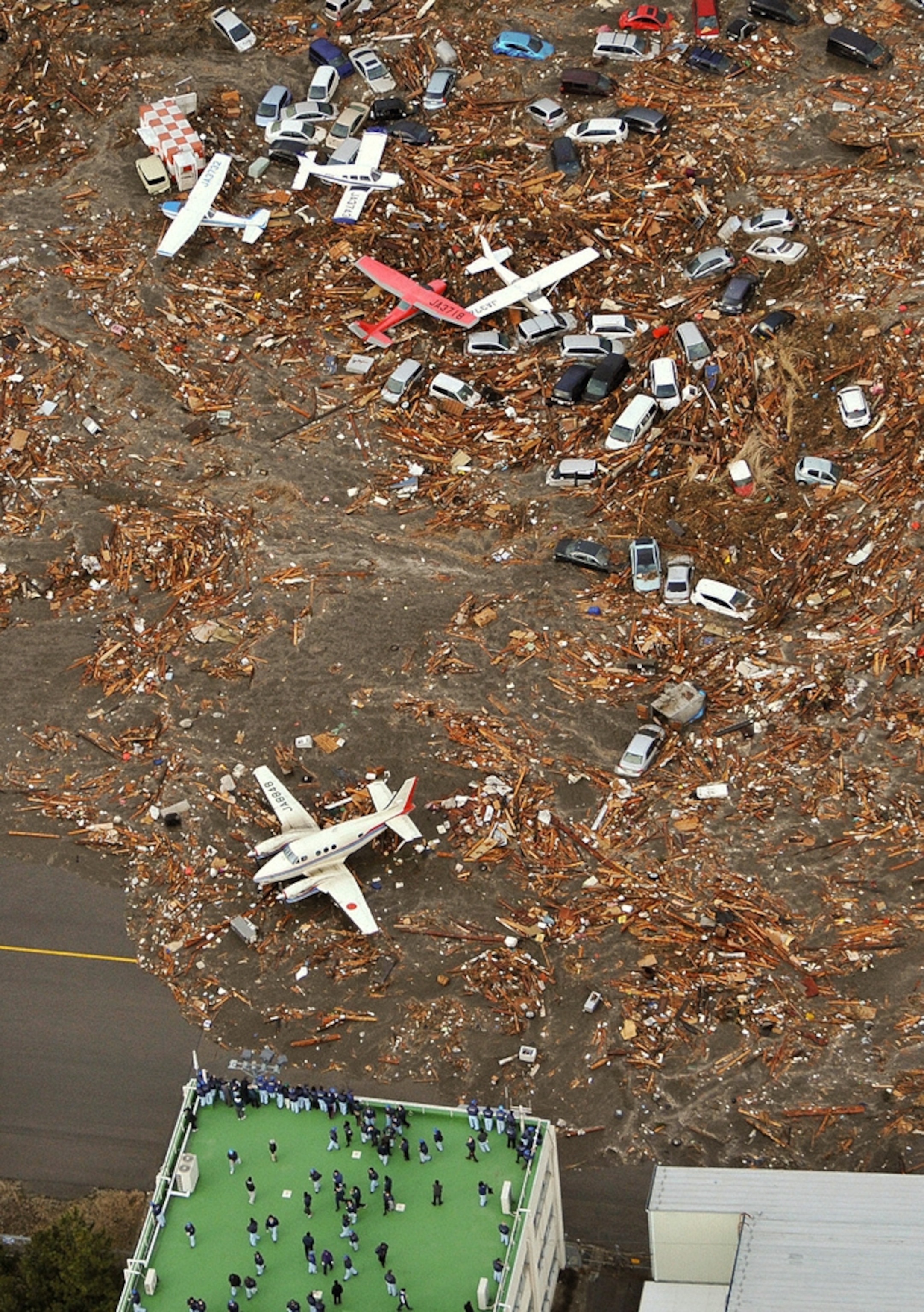 Tsunami hawaii japan