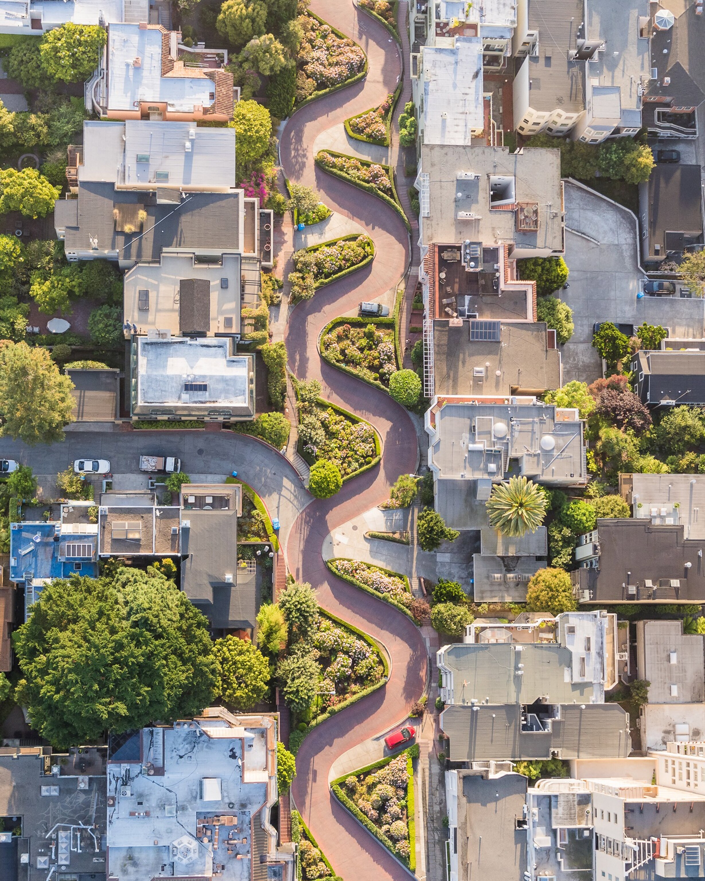 Aerial picture of Lombard Street, San Francisco, California