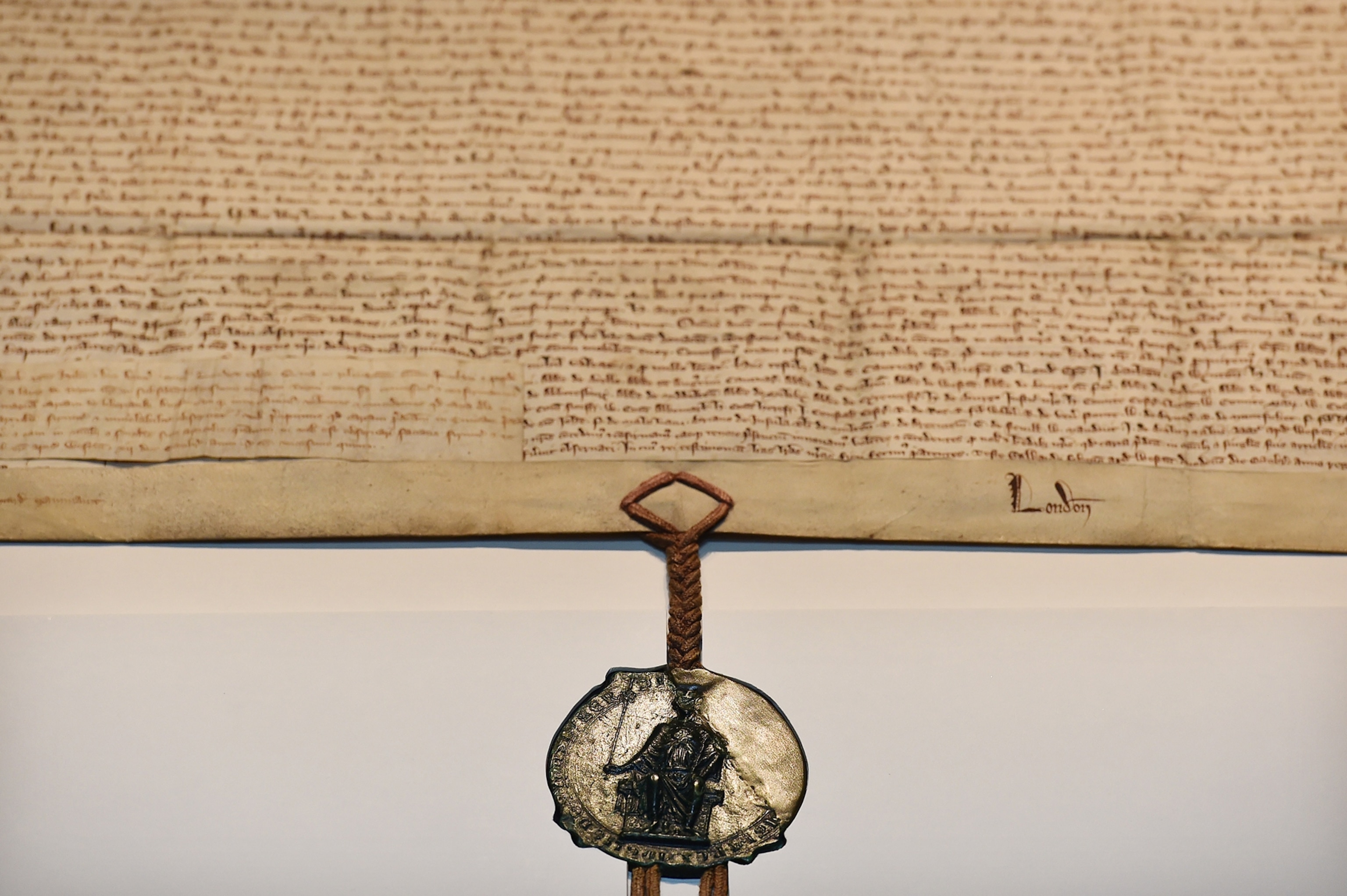 David Rubenstein photographed at Society headquarters for the NGM "Three Questions" series.