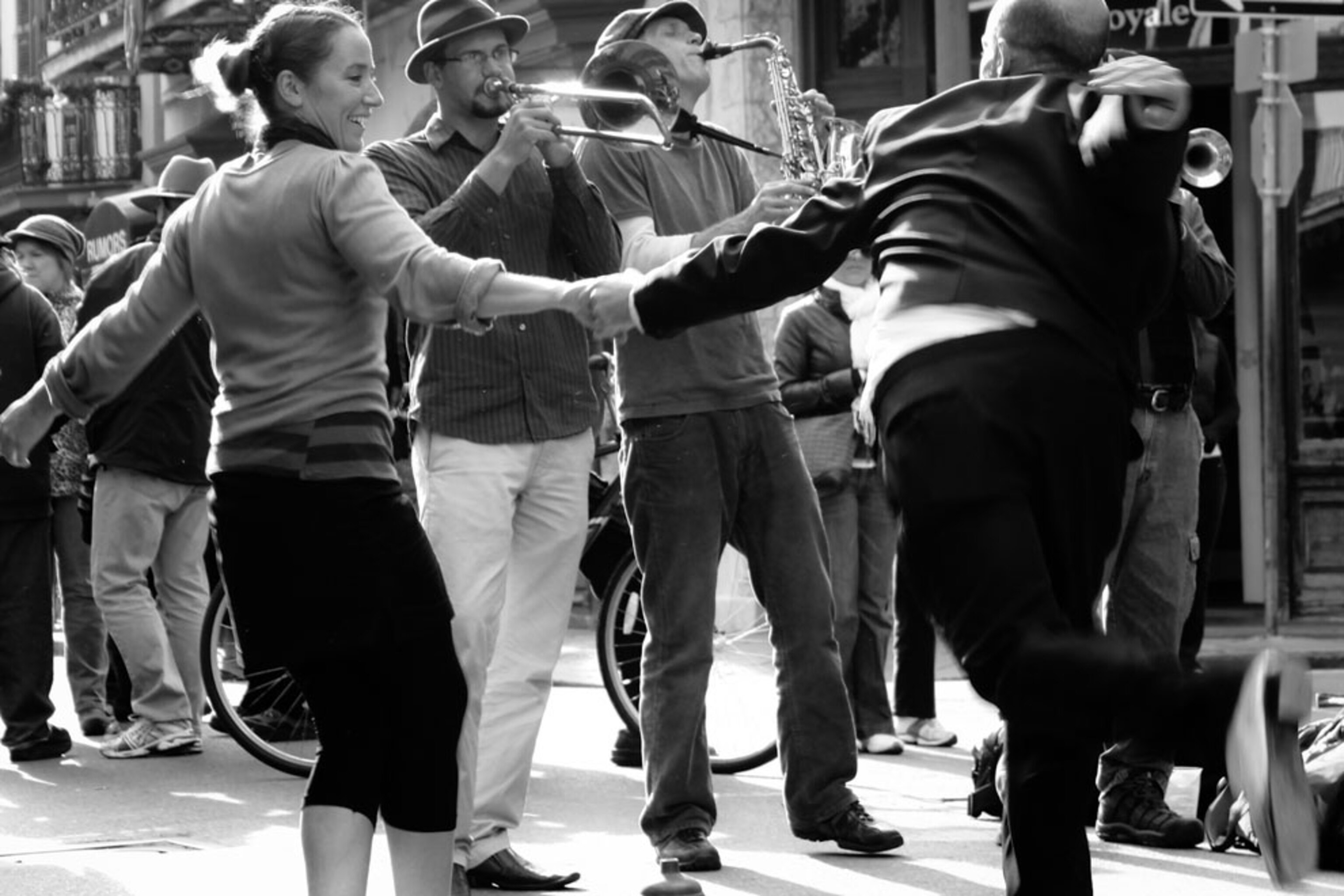 Dancers in the French Quarter (New Orleans, LA)