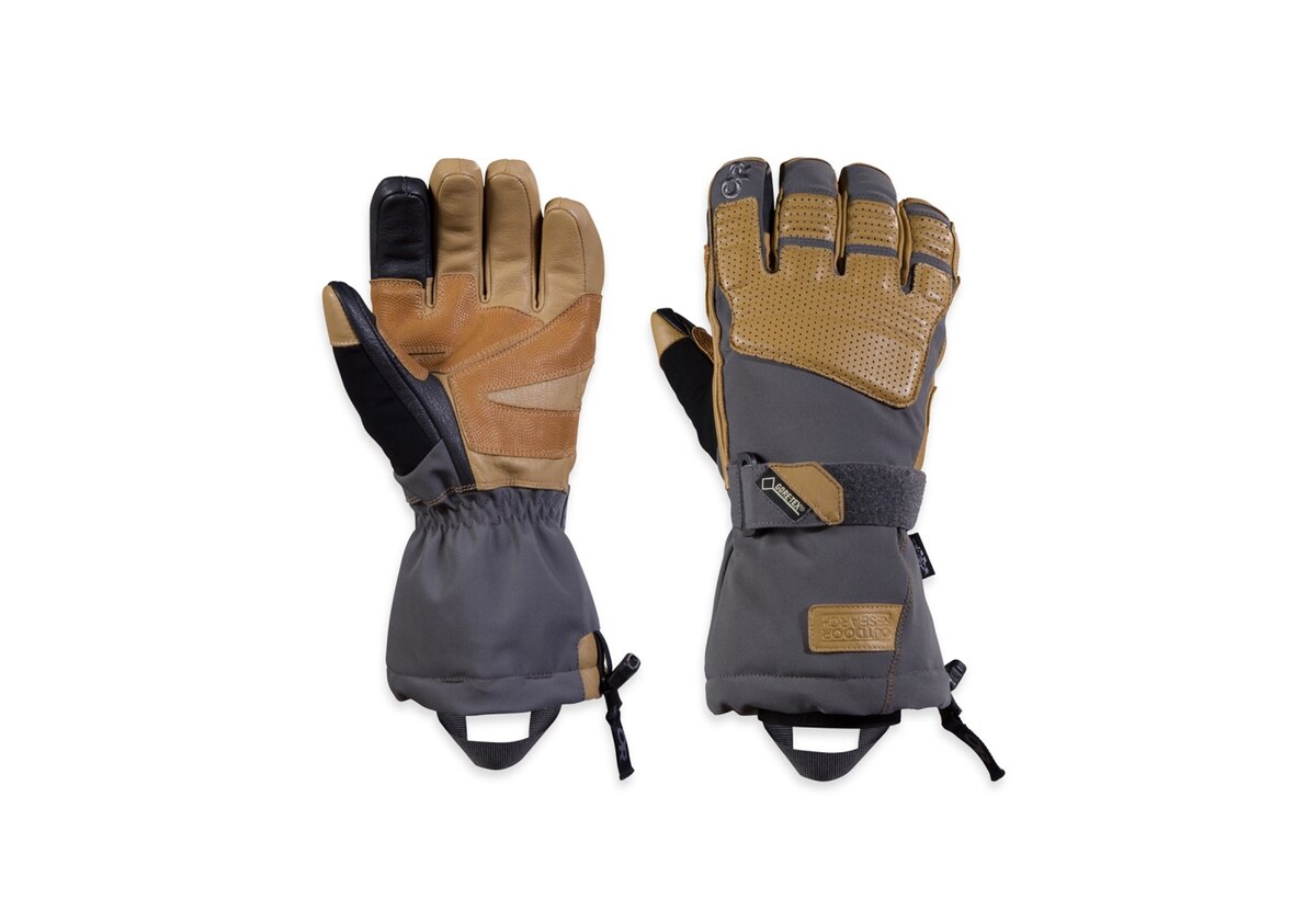 Screen Savvy Gloves for the Great Outdoors