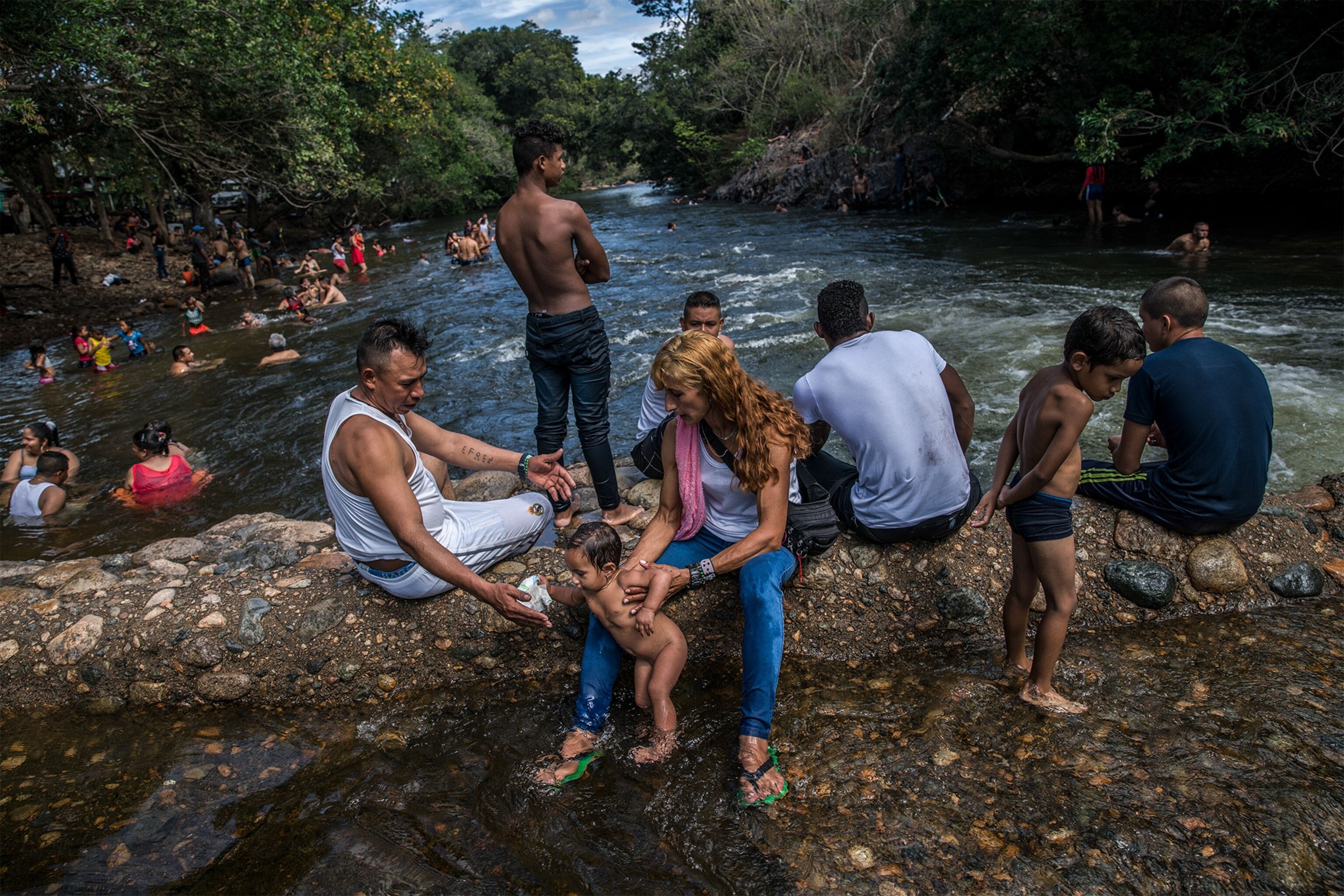 a female FARC fighter with her newborn daughter