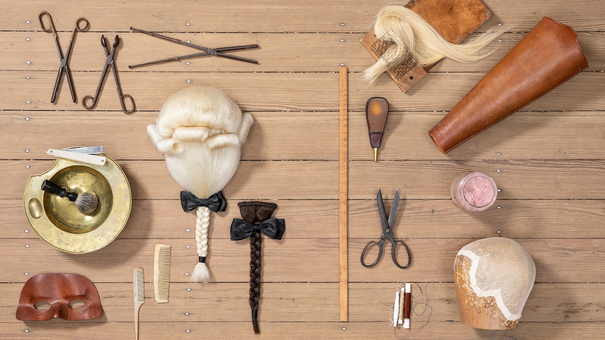 13 essential tools for a colonial wigmaker | National Geographic display picture 1