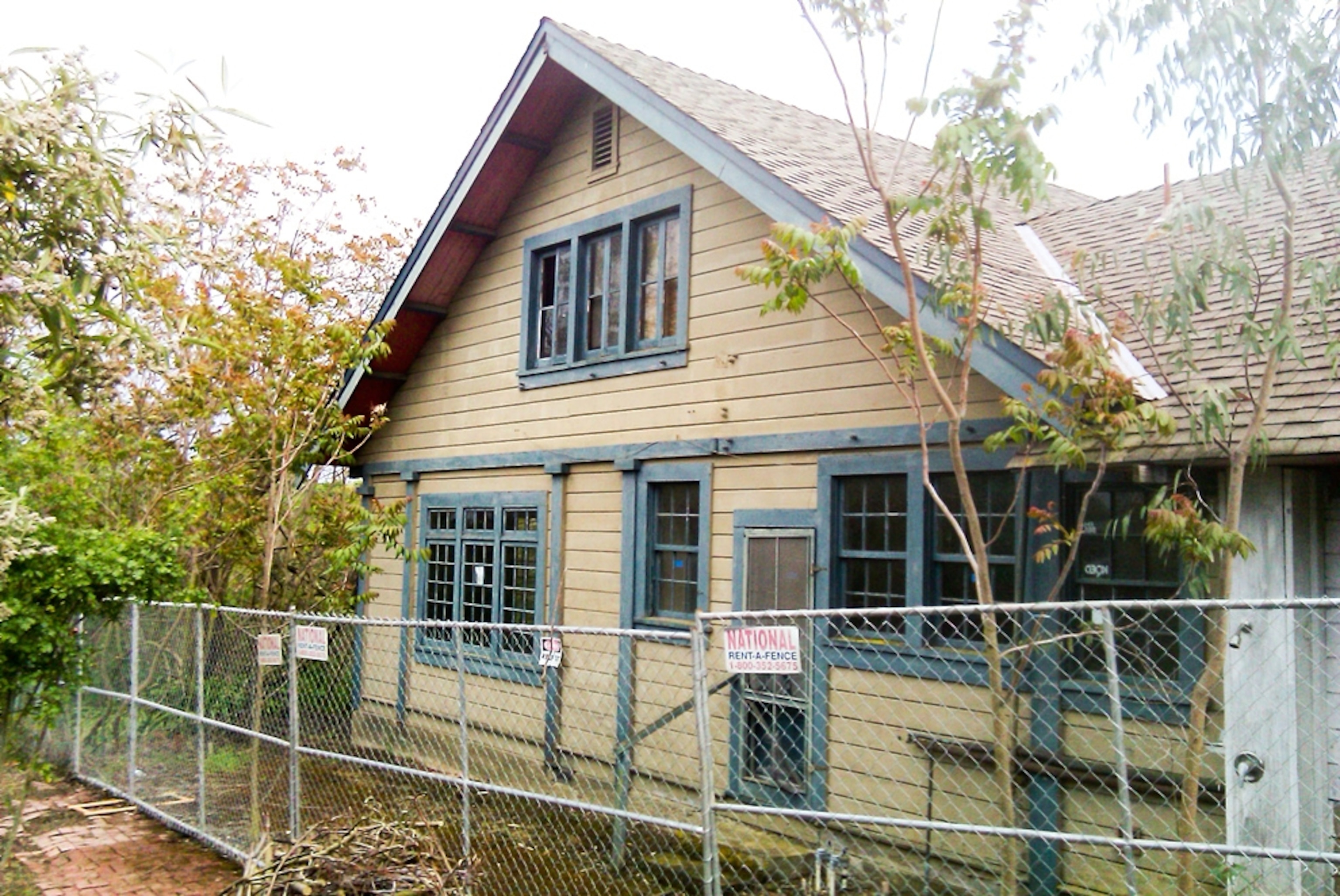 the Juana Briones House, one of the National Trust for Historic Preservation's 11 most endangered U.S. historic sites for 2010.