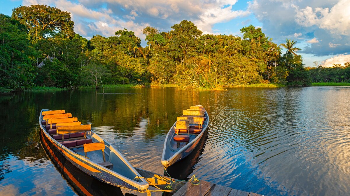 Đi du lịch ở đâu vào tháng 8