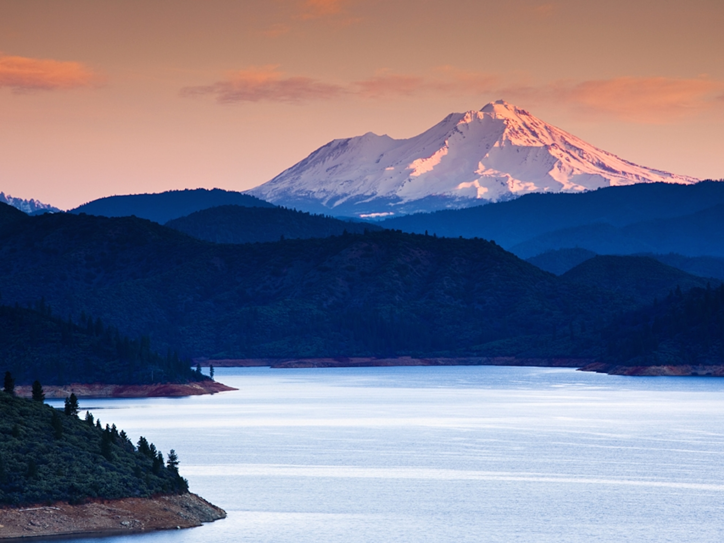 Mount Shasta and Lake Shasta picture, for a gallery on former U.S. National Parks