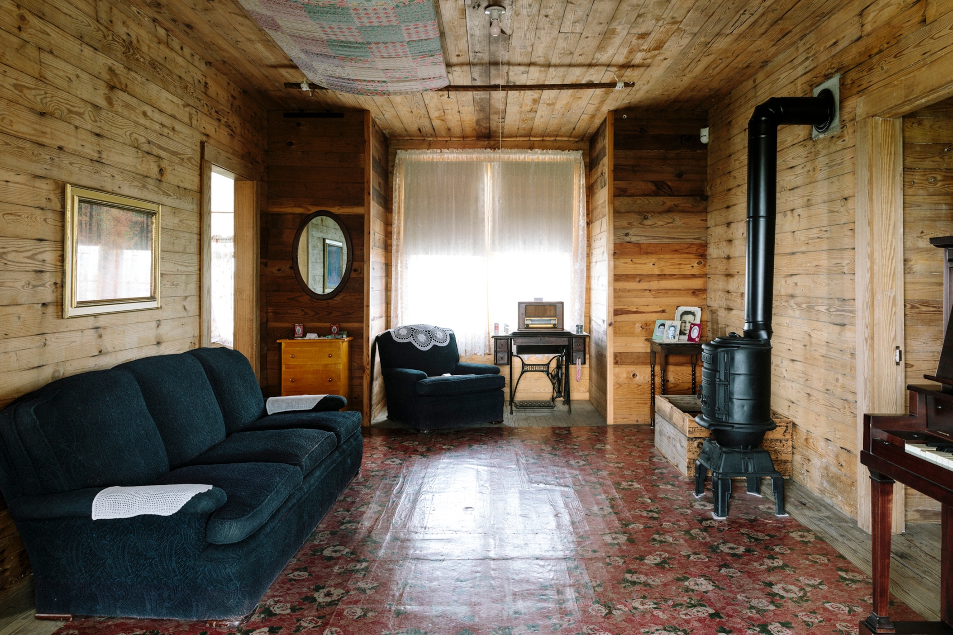 the interior of Johnny Cash's boyhood home in Dyess Colony, Arkansas