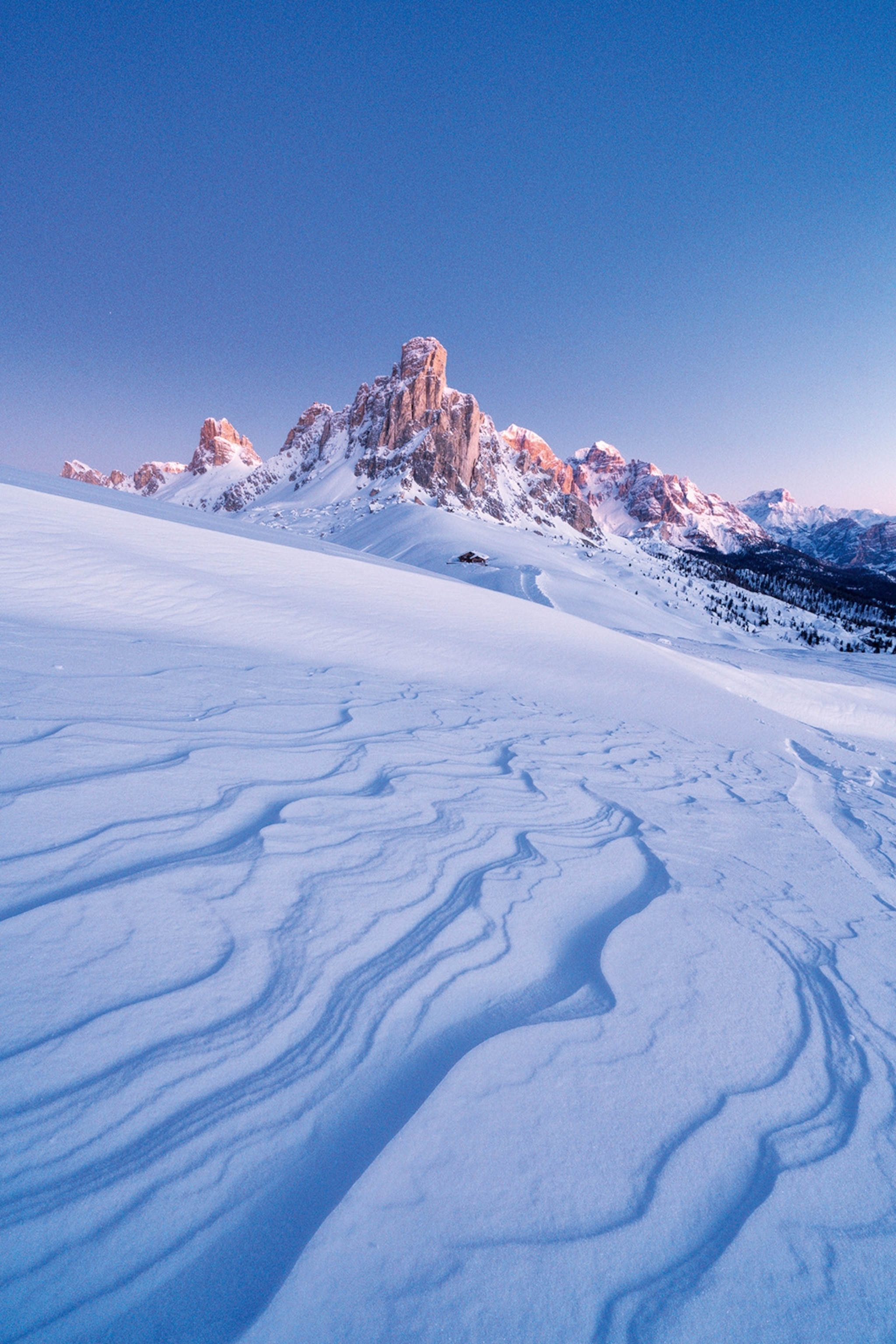 Ra Gusela peak overlooking Cortina