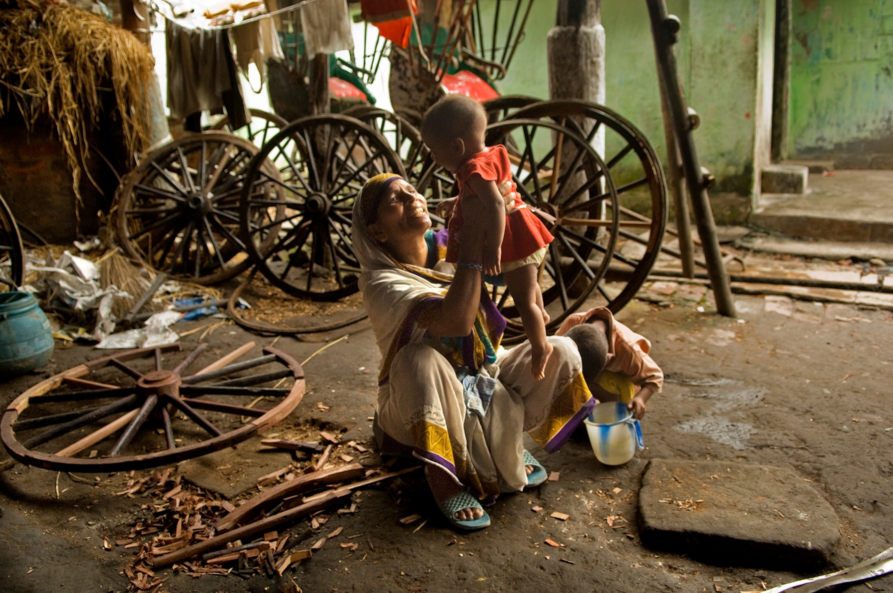 Rabson Khatoon and her grandchildren