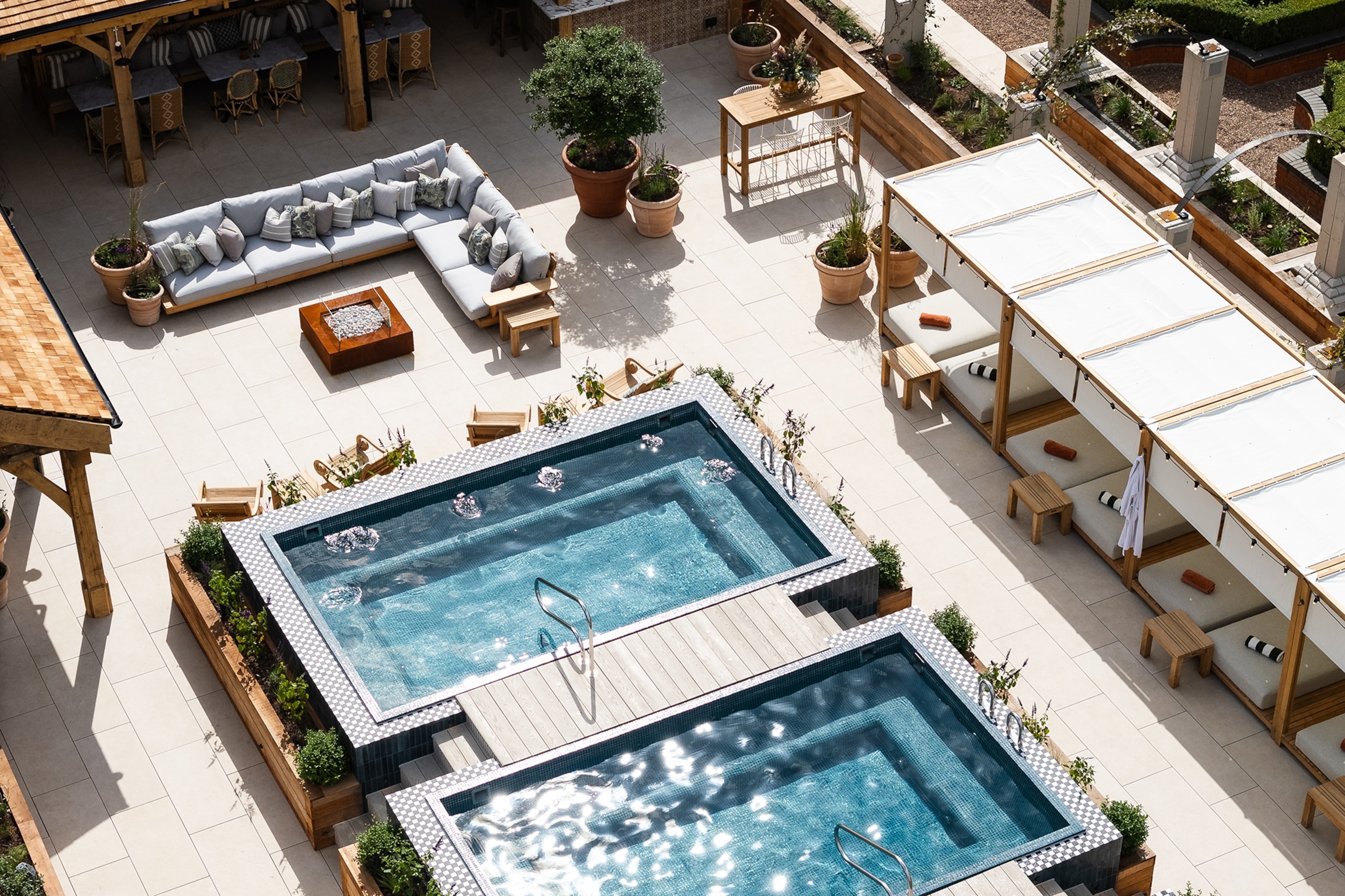 hoar cross hall pools