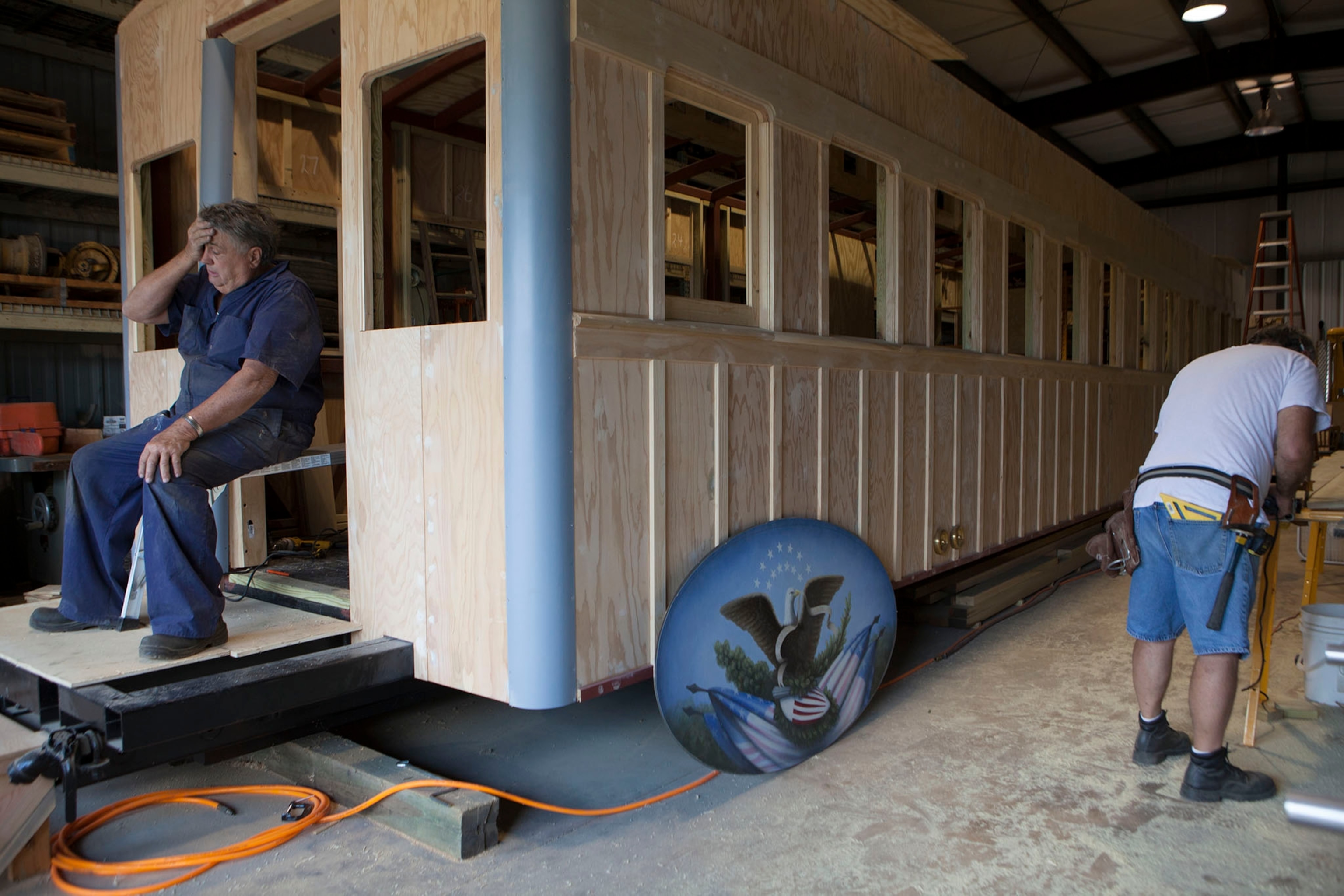 David Kloke building a replica of the Abraham Lincoln funeral car