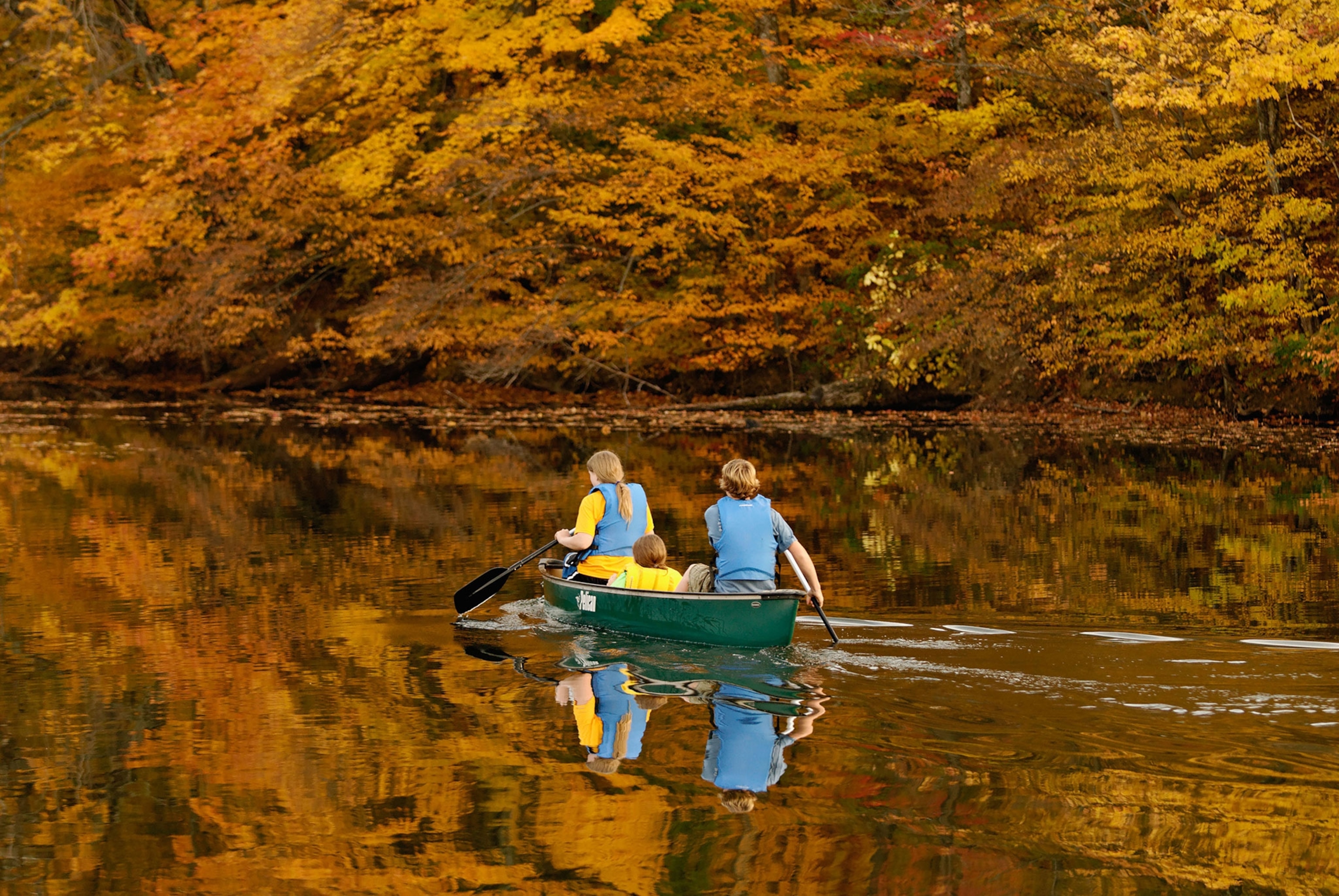 canoers in Floyd County, Indiana