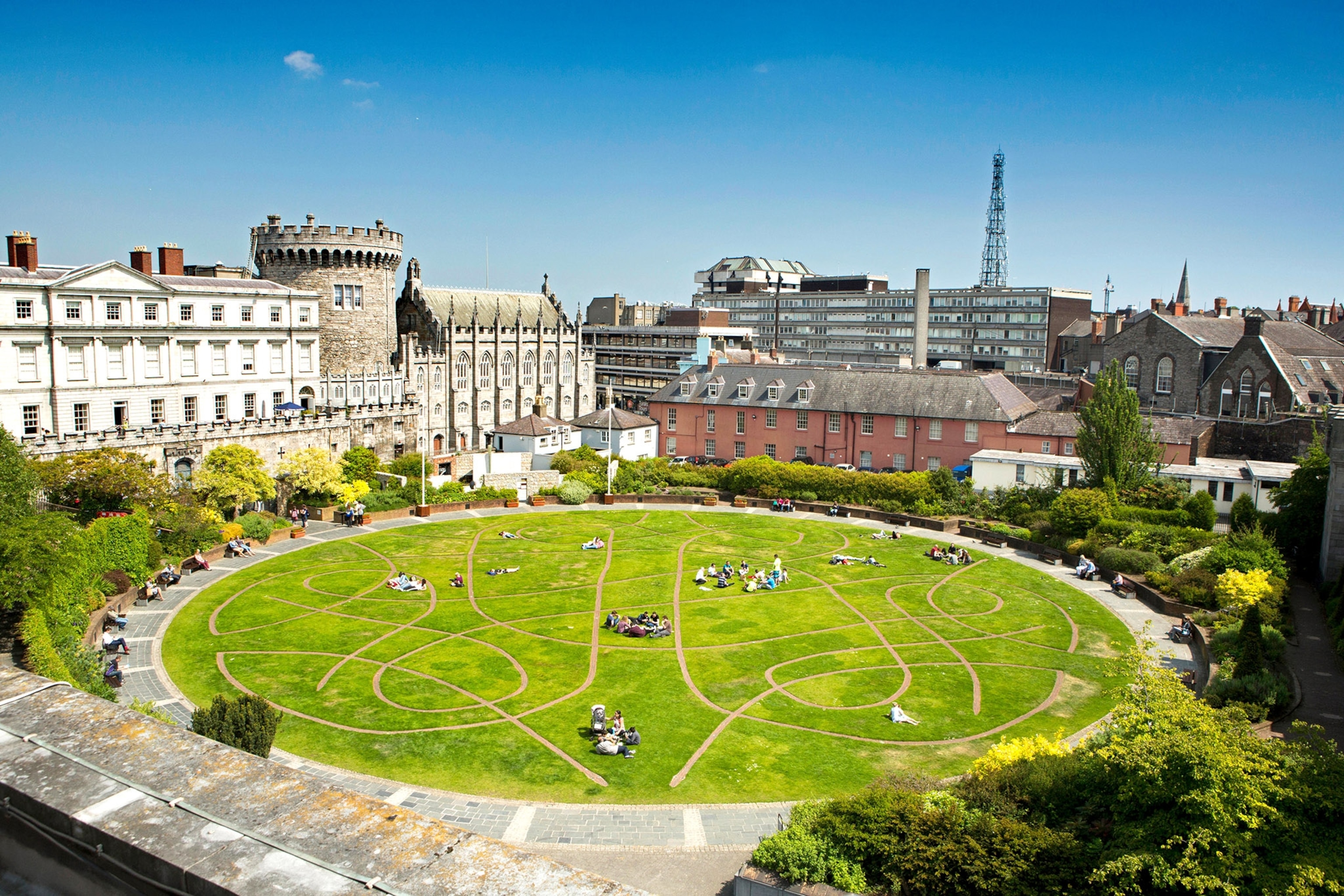 Pictire of the Dublin Castle in Dublin, Ireland