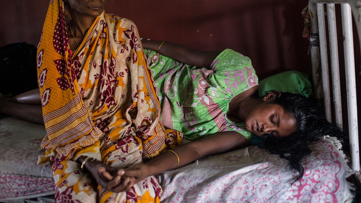 Pictures Show How Dangerous It Can Be to Give Birth