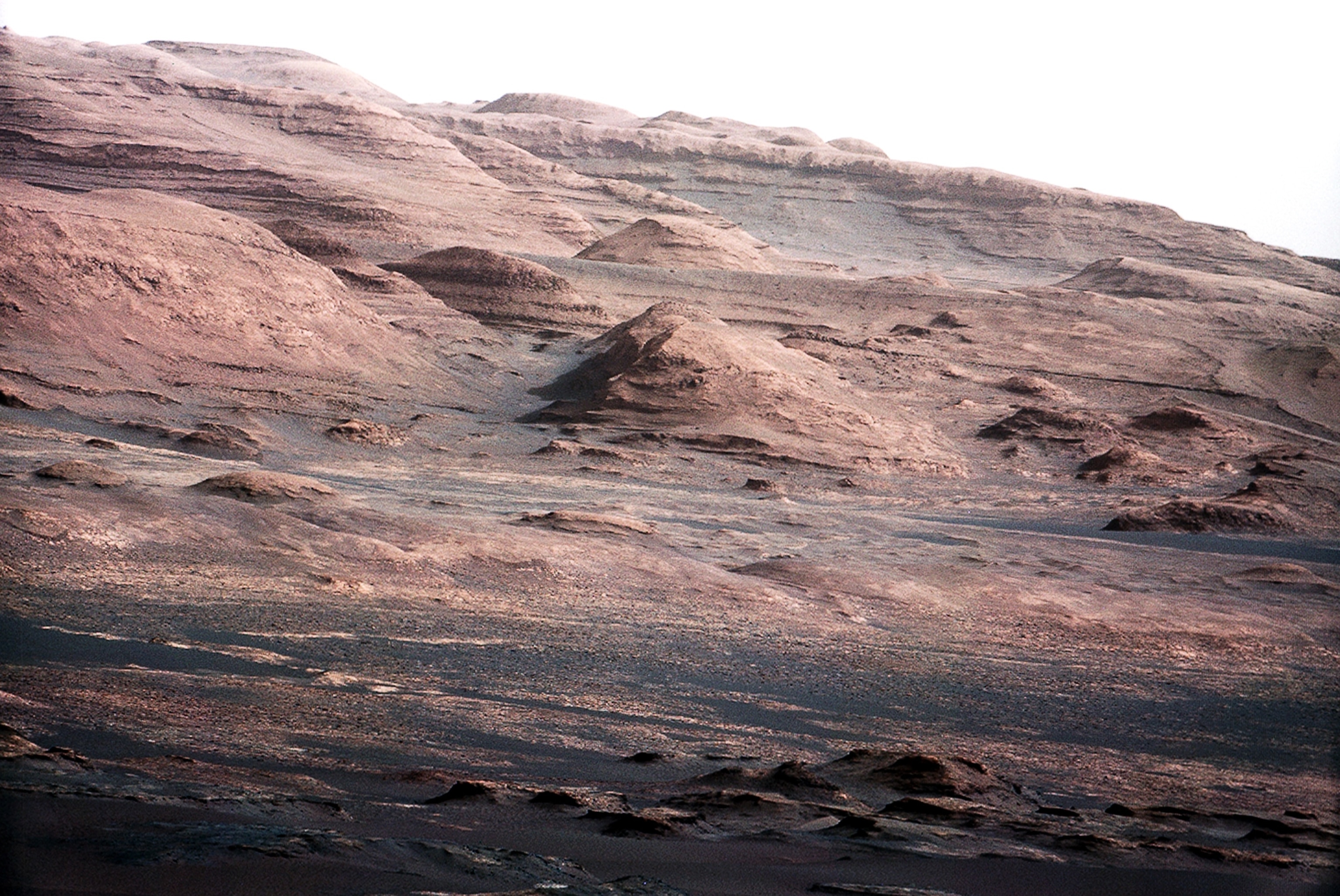 Picture - Mount Sharp on Mars from NASA Curiosity rover