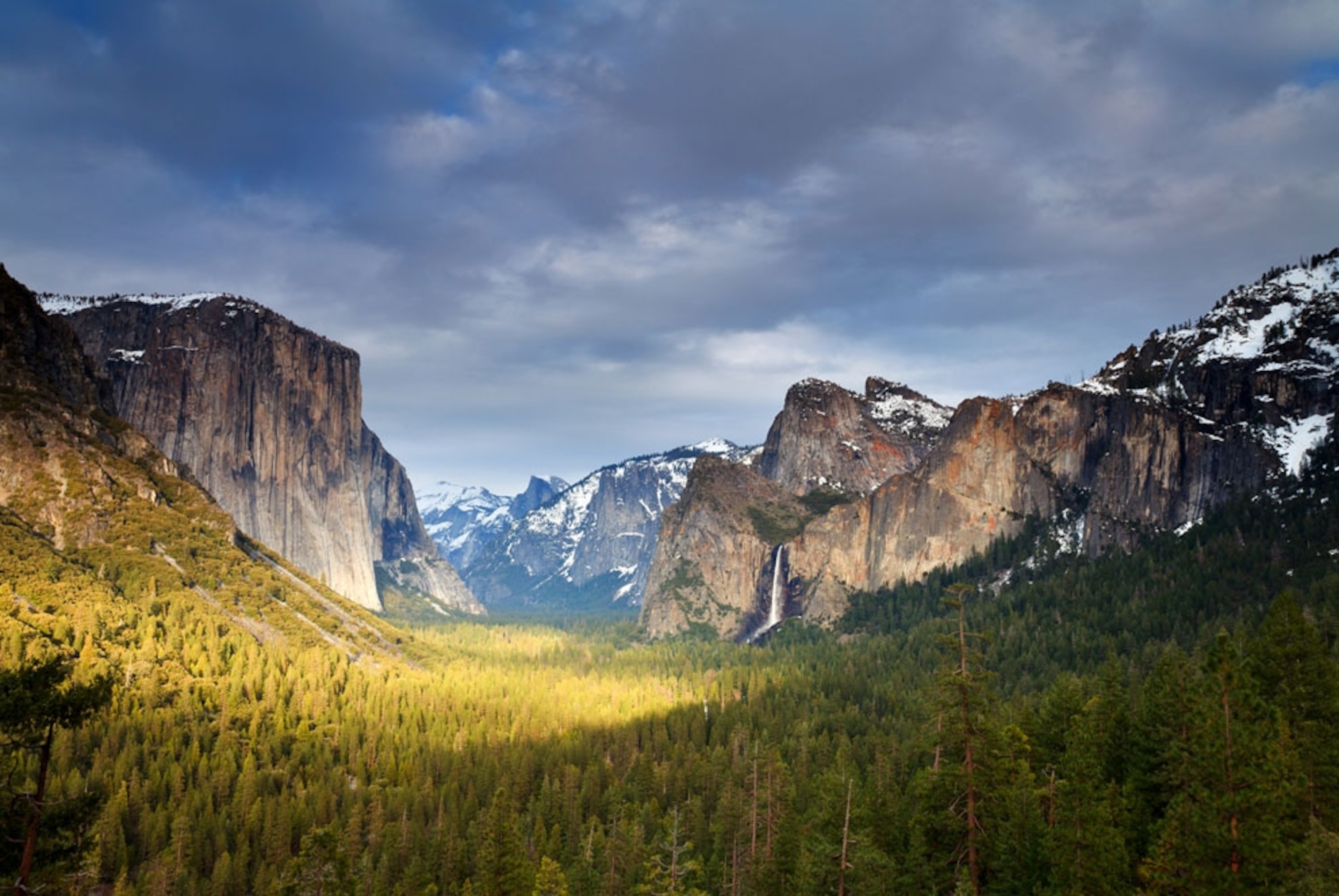 Afternoon light in Yosemite Valley