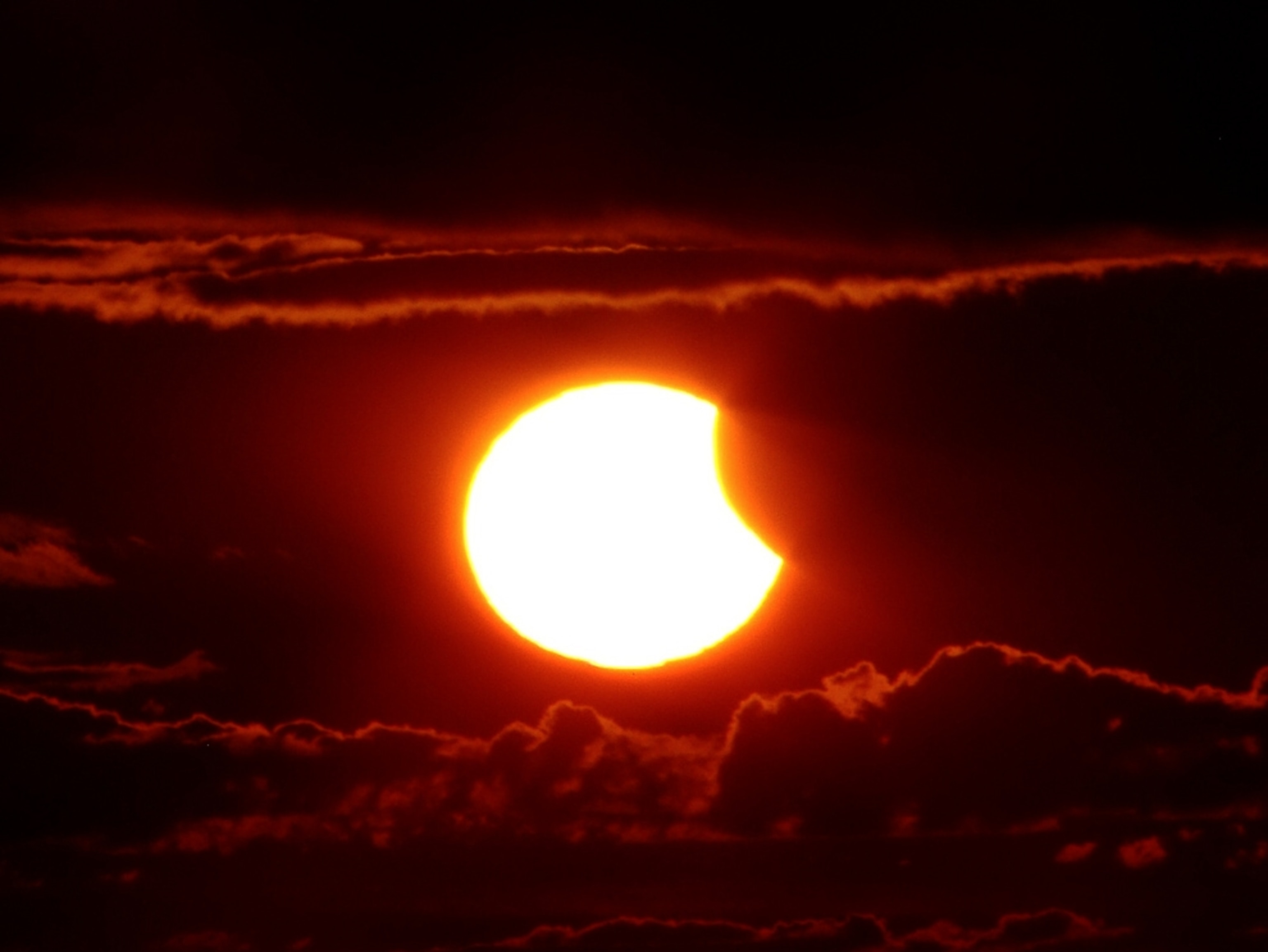 Solar eclipse picture: sun over Finland on June 2, 2011