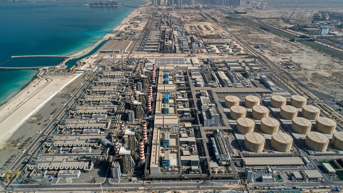 Desalination plants produce more waste brine than thought | National  Geographic