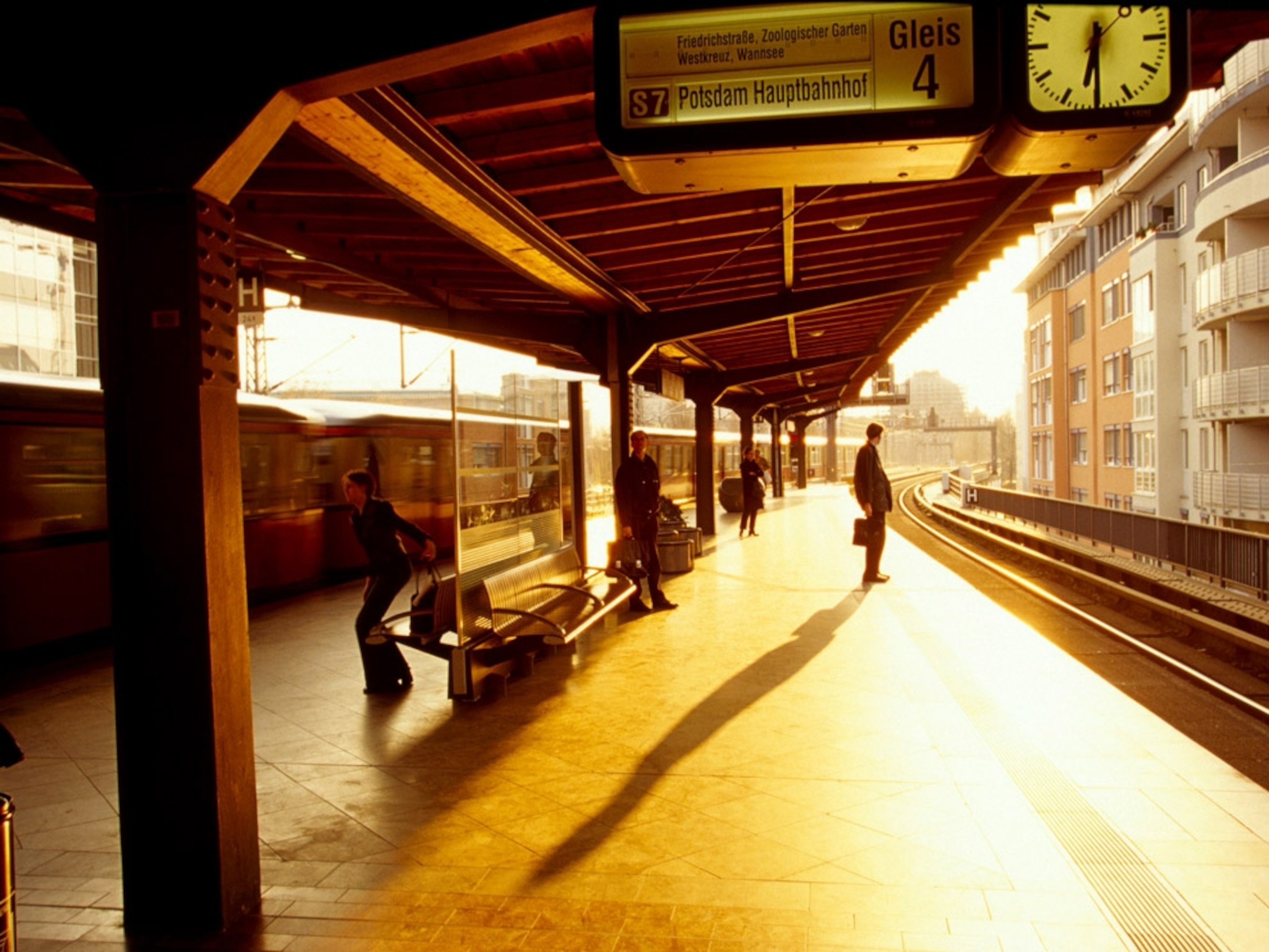 Hackescher Markt station