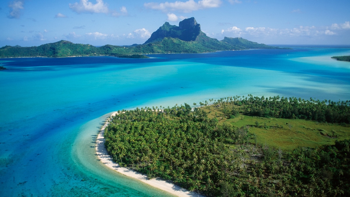 21 of the world #39 s best island escapes National Geographic