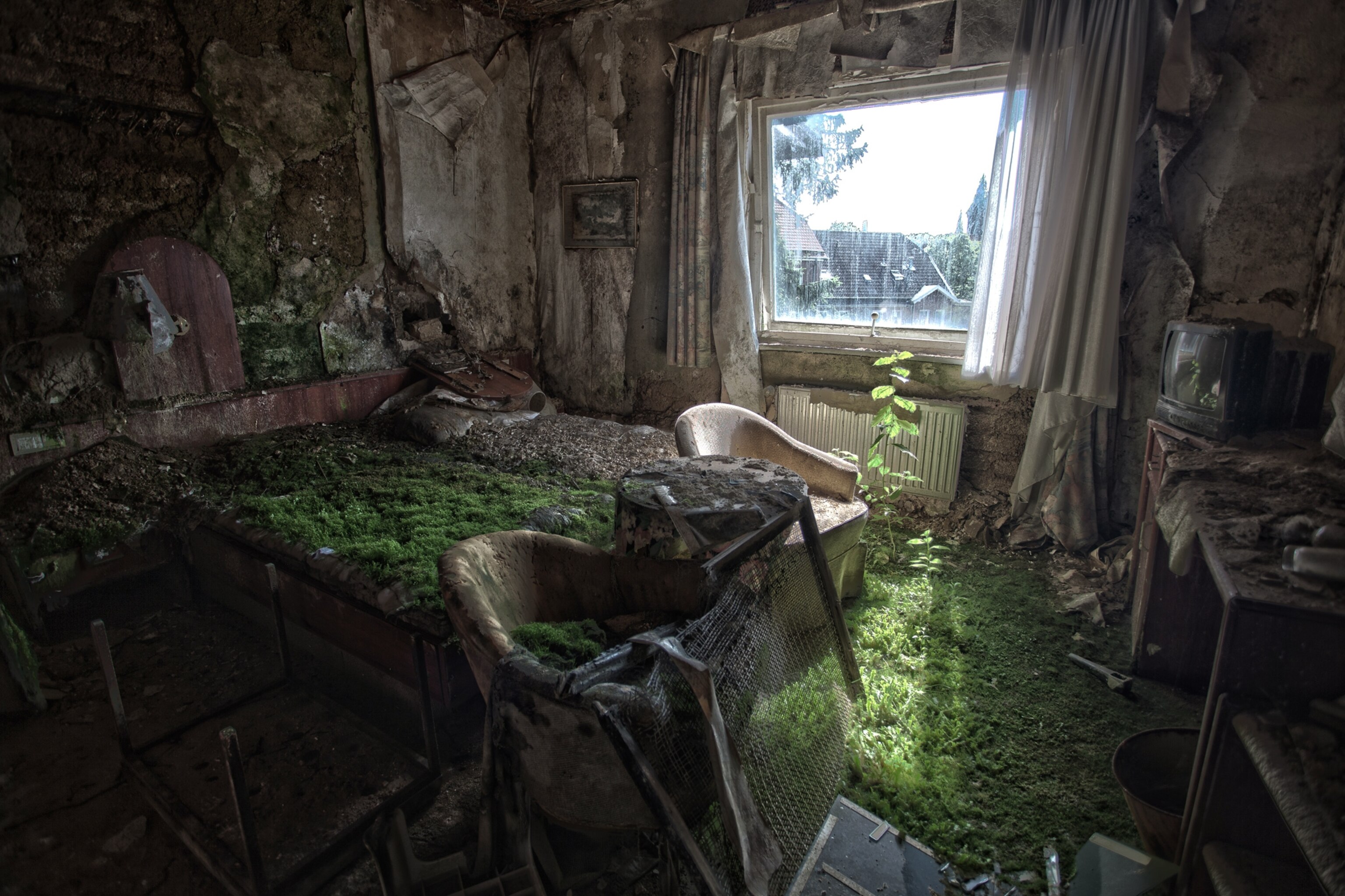 Hotel ruins picture: for best pictures of the month gallery