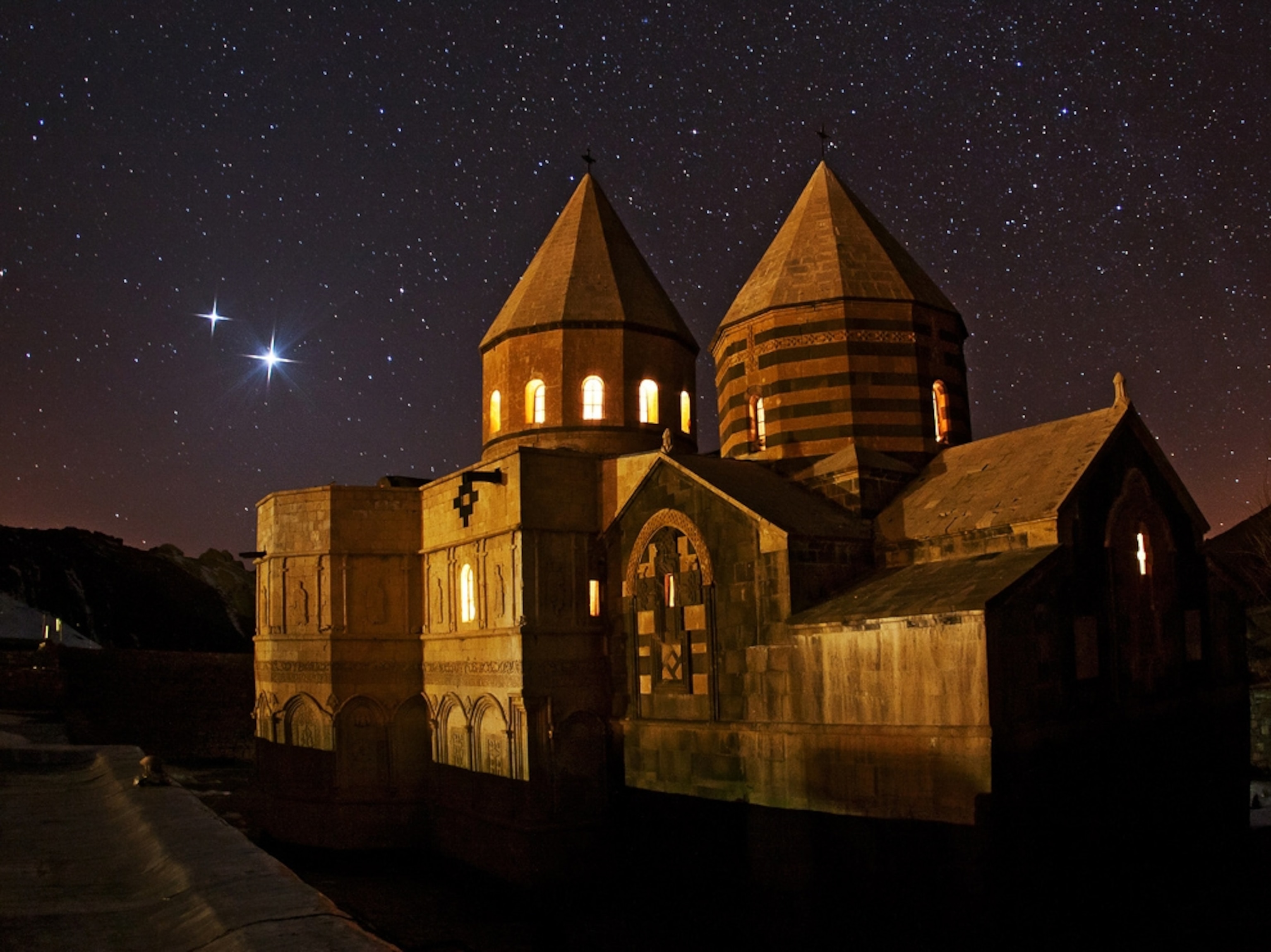 Conjunction picture: Venus and Jupiter over a church in Iran