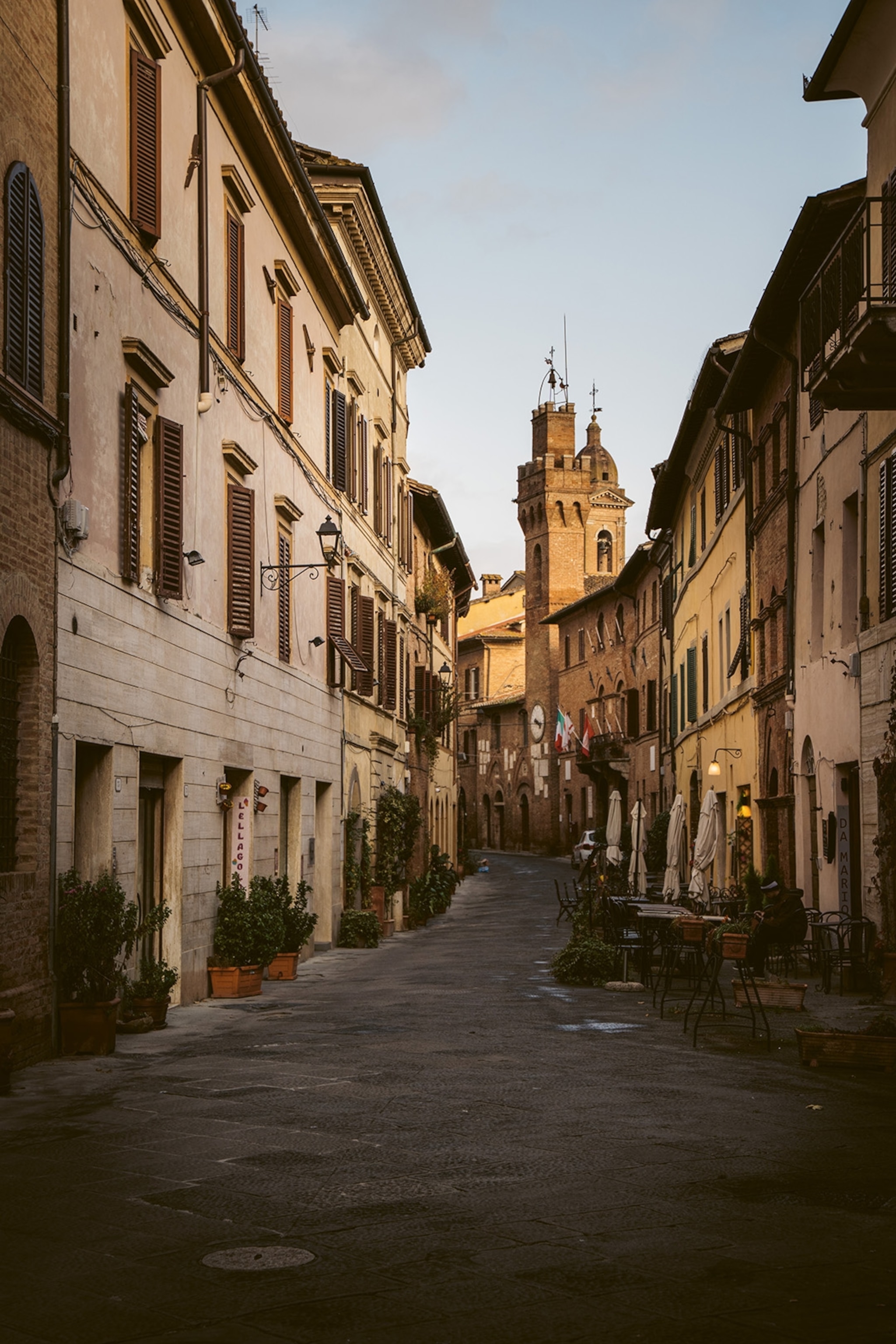 A shot of a narrow, romantic backstreet in the stone-housed Florence in Italy.