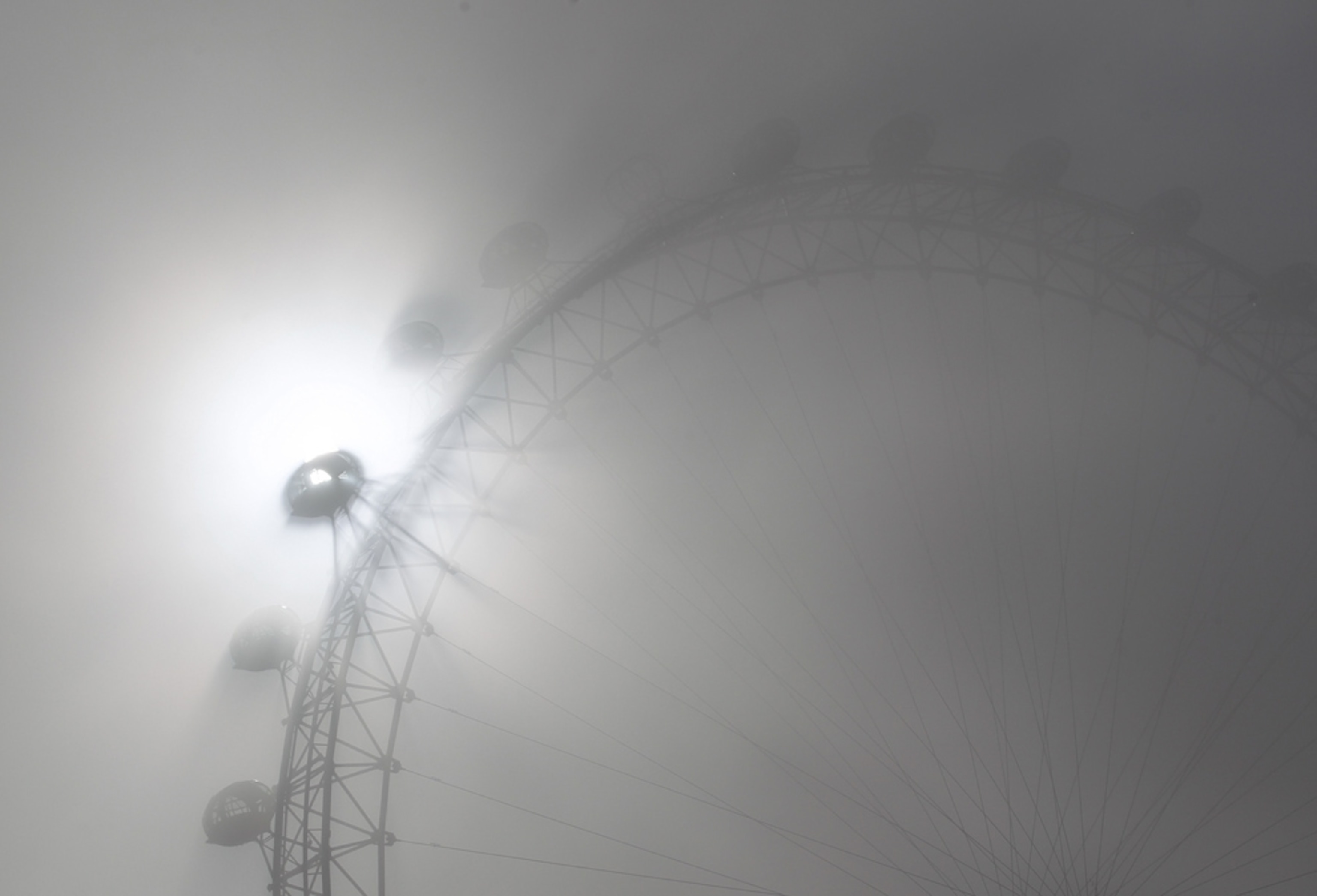 London Eye picture: Capsules on a foggy morning